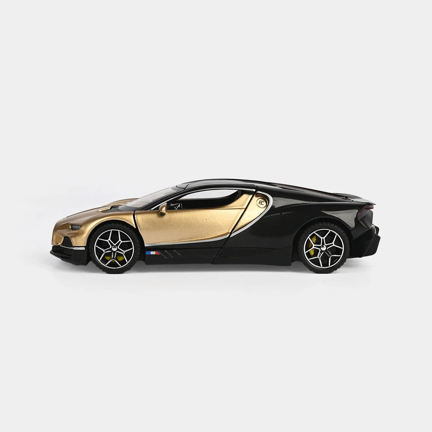 Premium Die-Cast Model Car with Light & Sound - Image 4