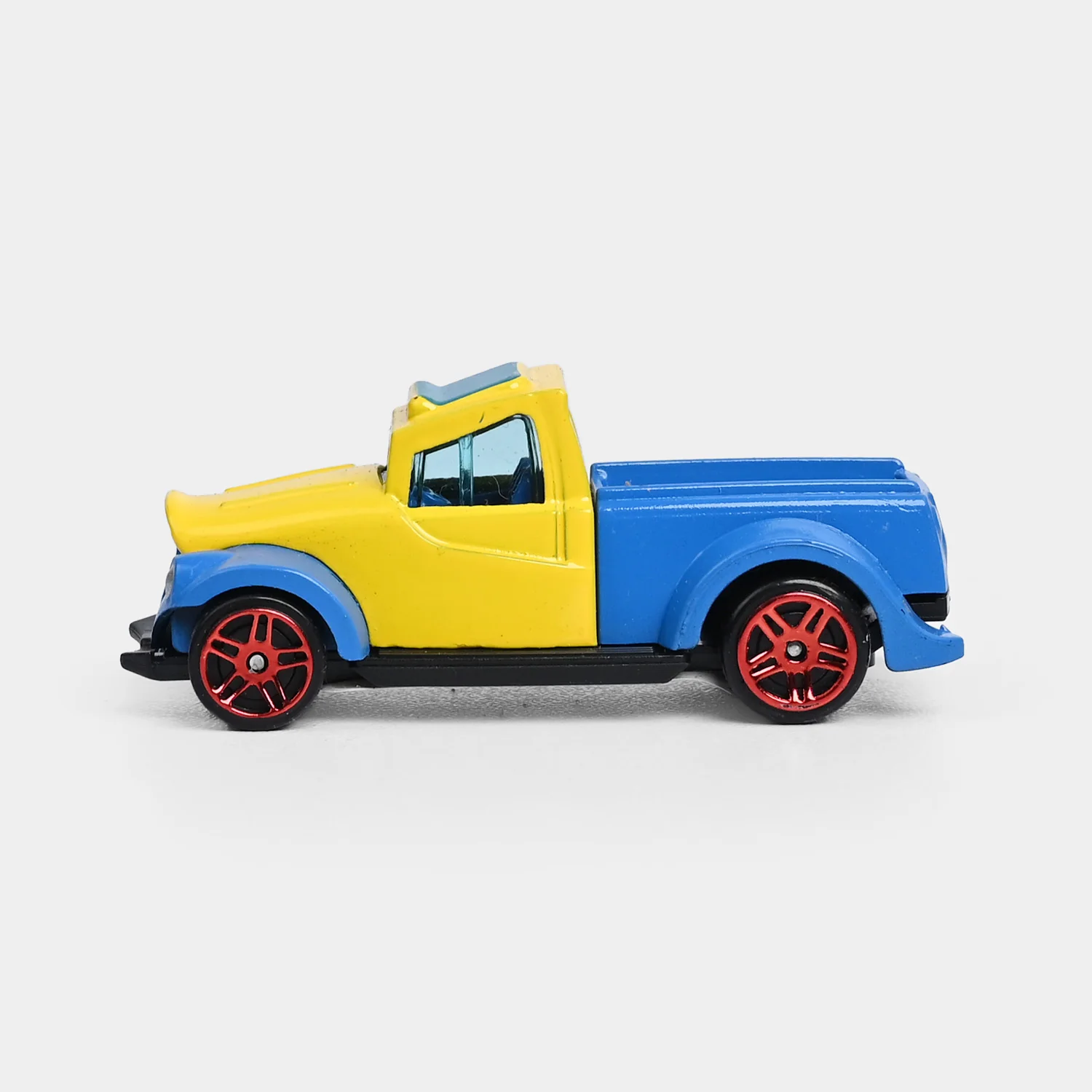 Mini Die-Cast Toy Car - Image 2