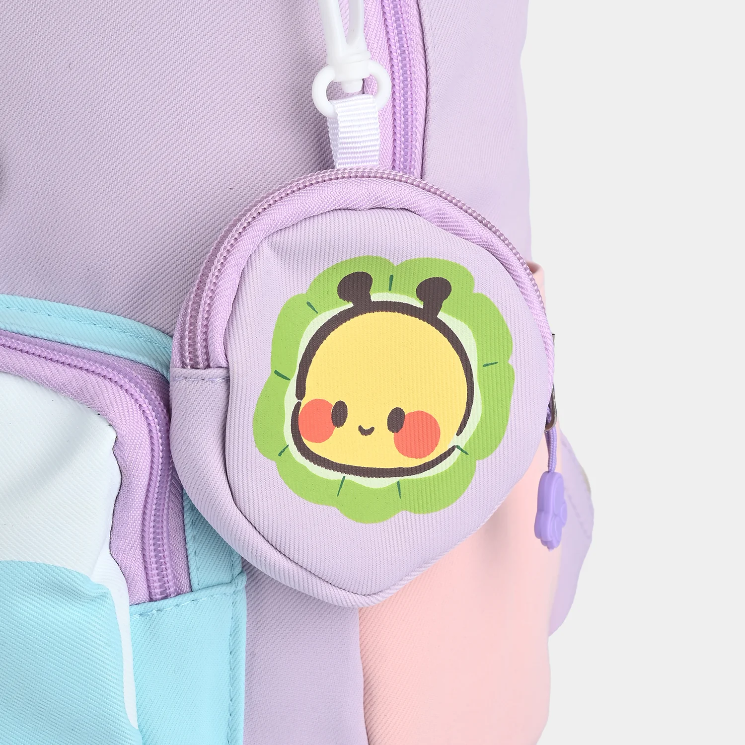 Stylish Backpack For kids - Image 3