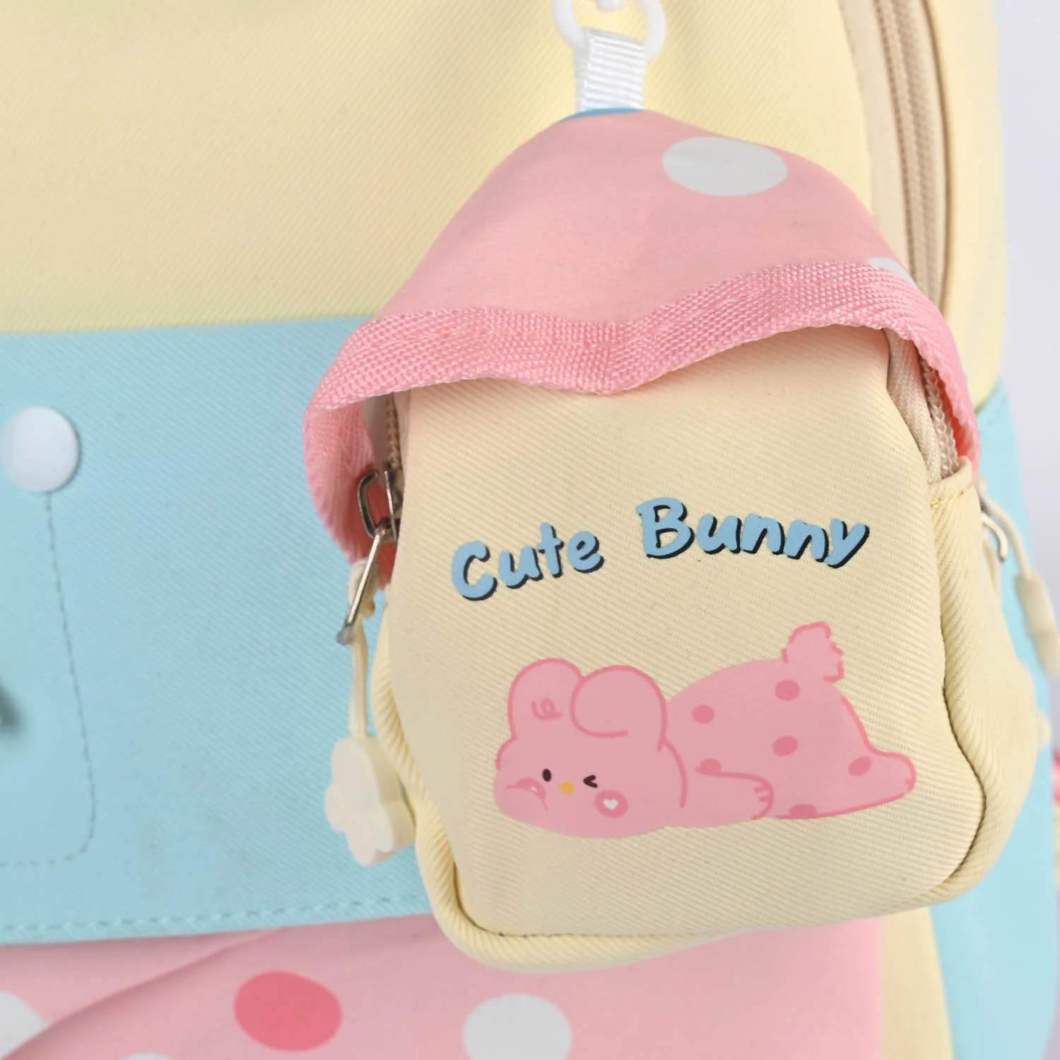Stylish Backpack For kids - Image 4