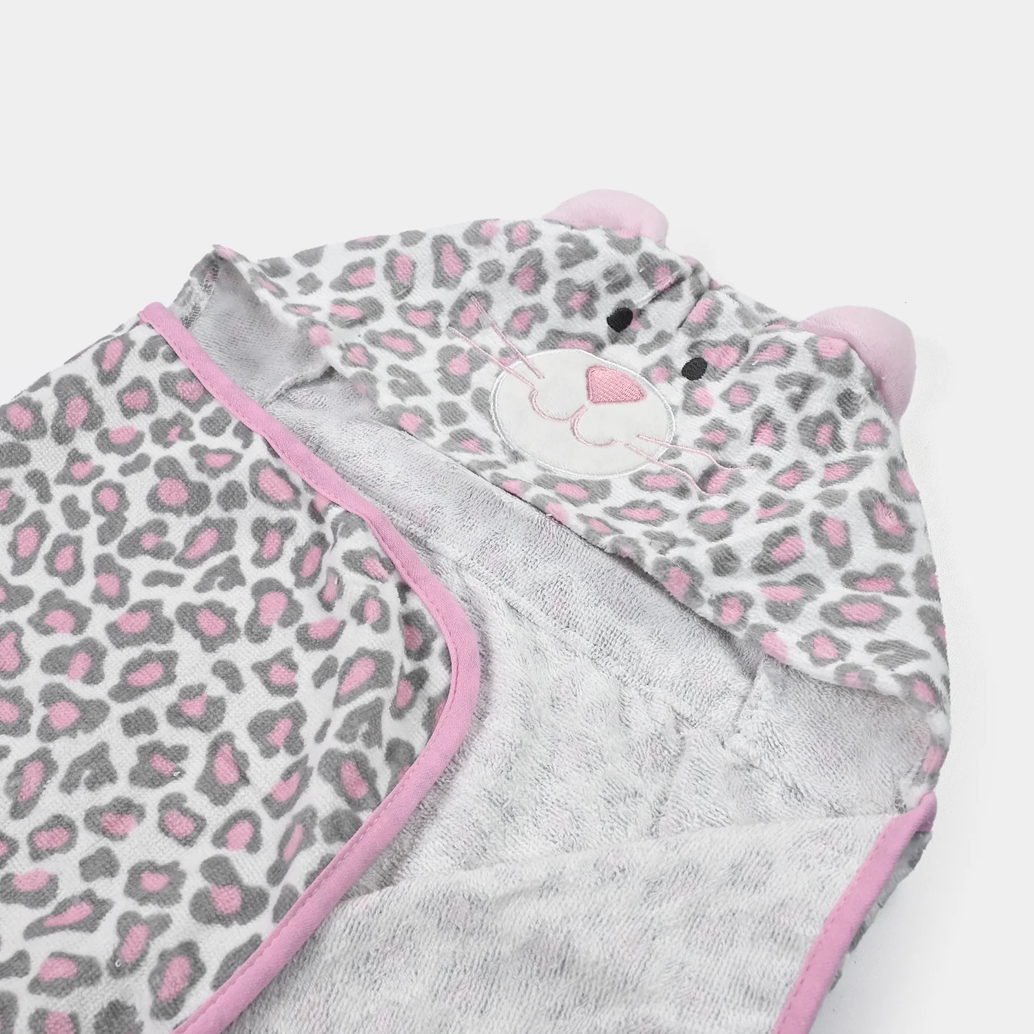 Hooded Bath Towel - Image 2
