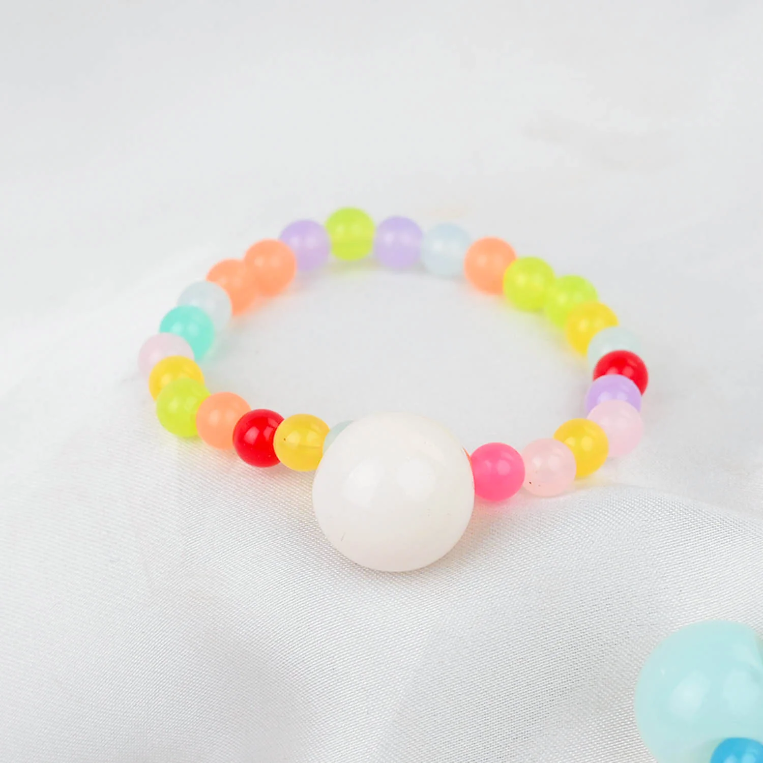 GIRLS CHARM BEADED NECKLACE & BRACELET - Image 2