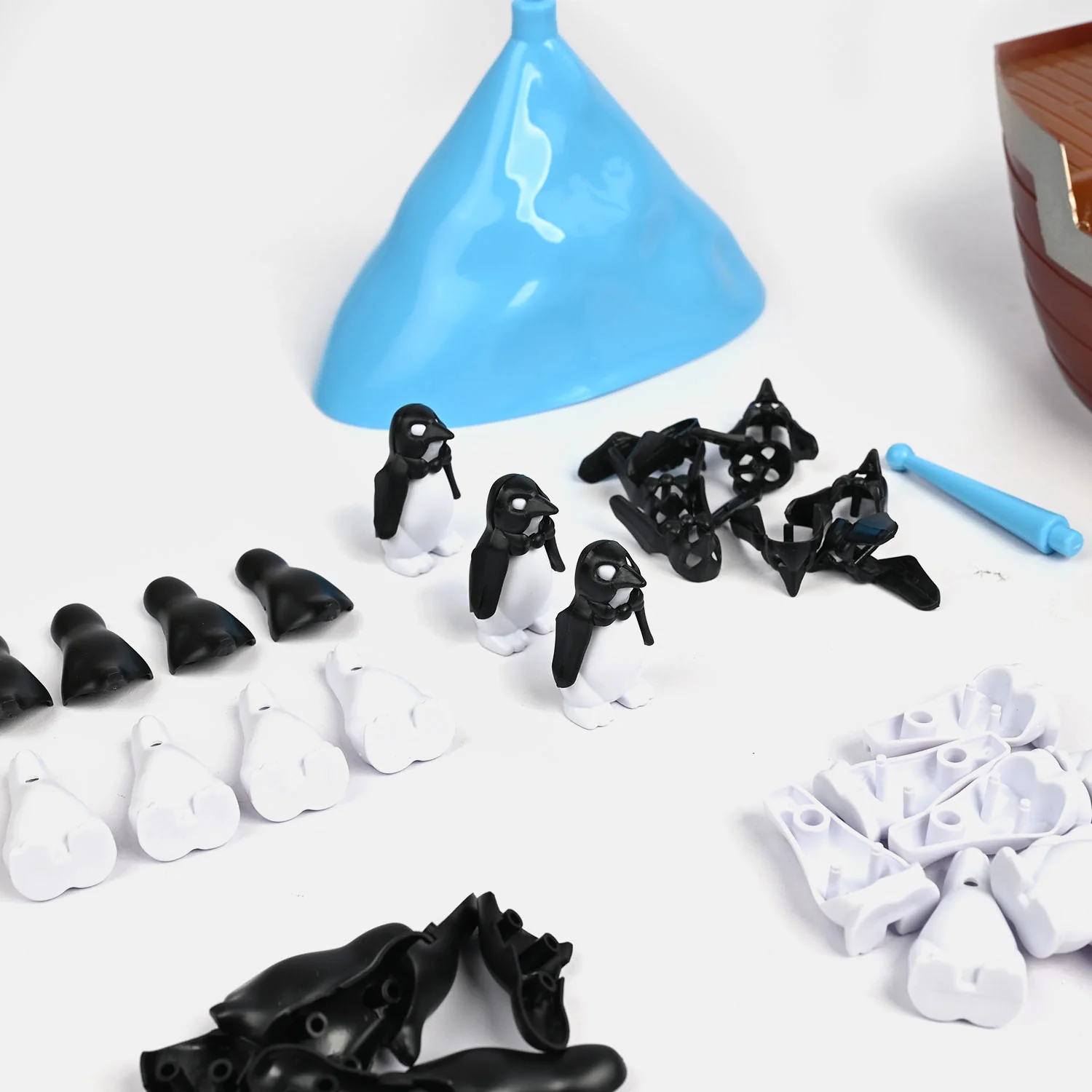 Boat Pirates Balancing Game – Fun Family Skill & Strategy Toy - Image 3