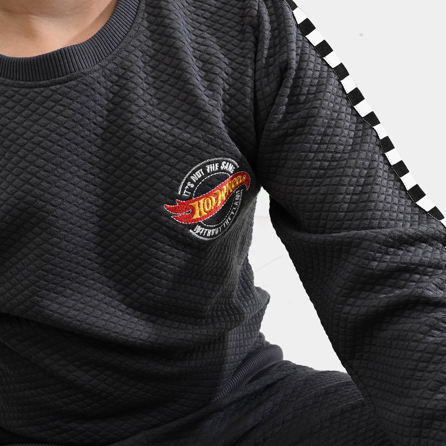 Boys Quilted 2 Piece HOT WHEELS-GREY - Image 2