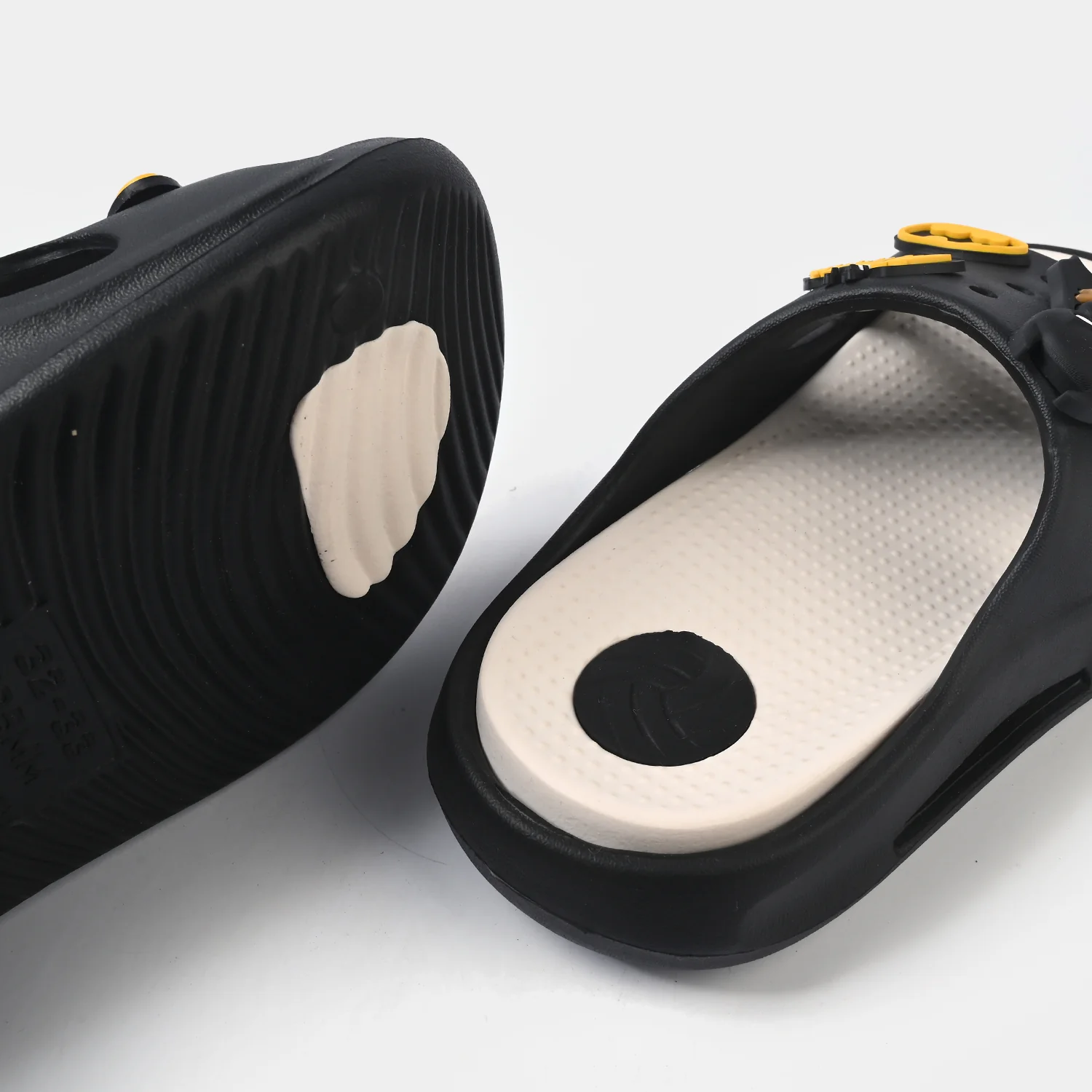 Boys Slipper 016-35 - BLACK - Image 2
