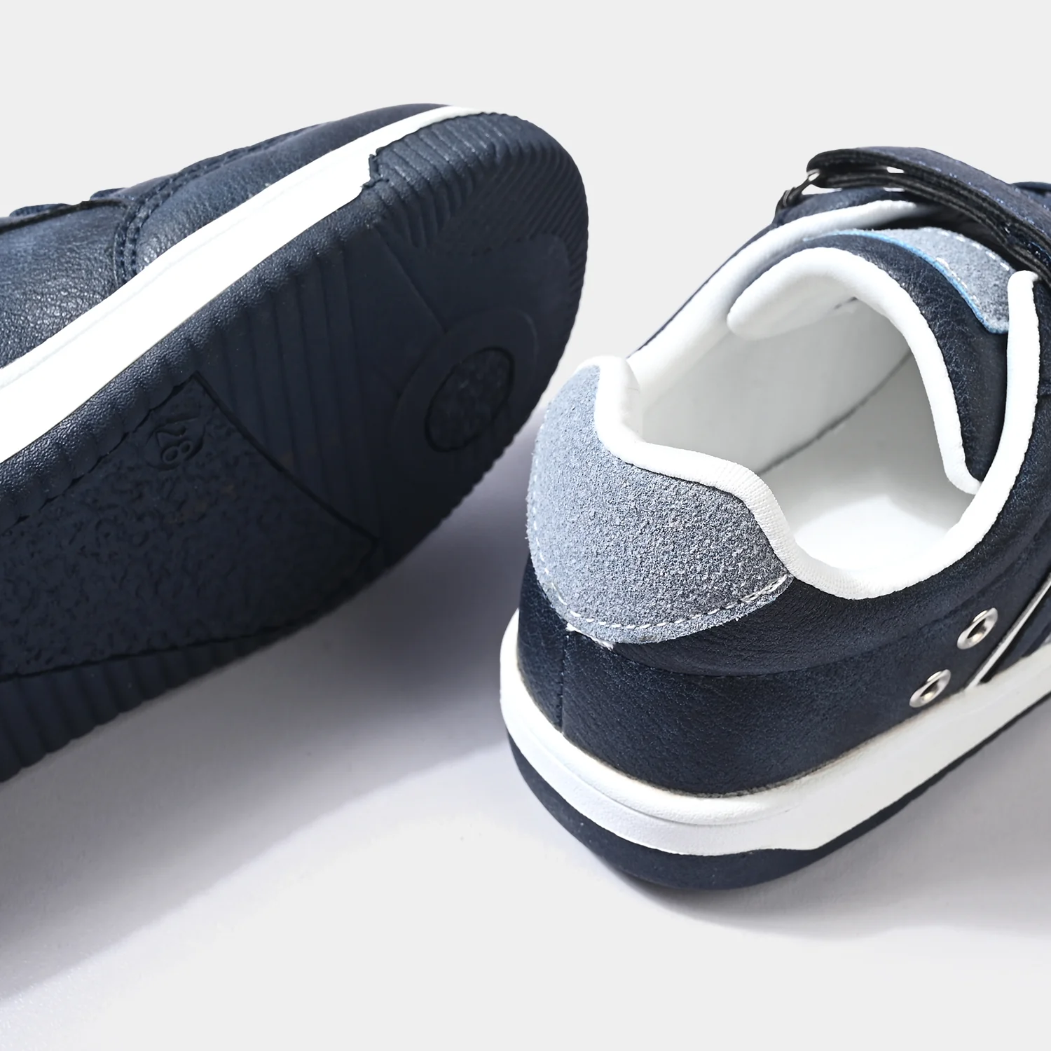 Boys Sneakers XR204-002-NAVY - Image 2