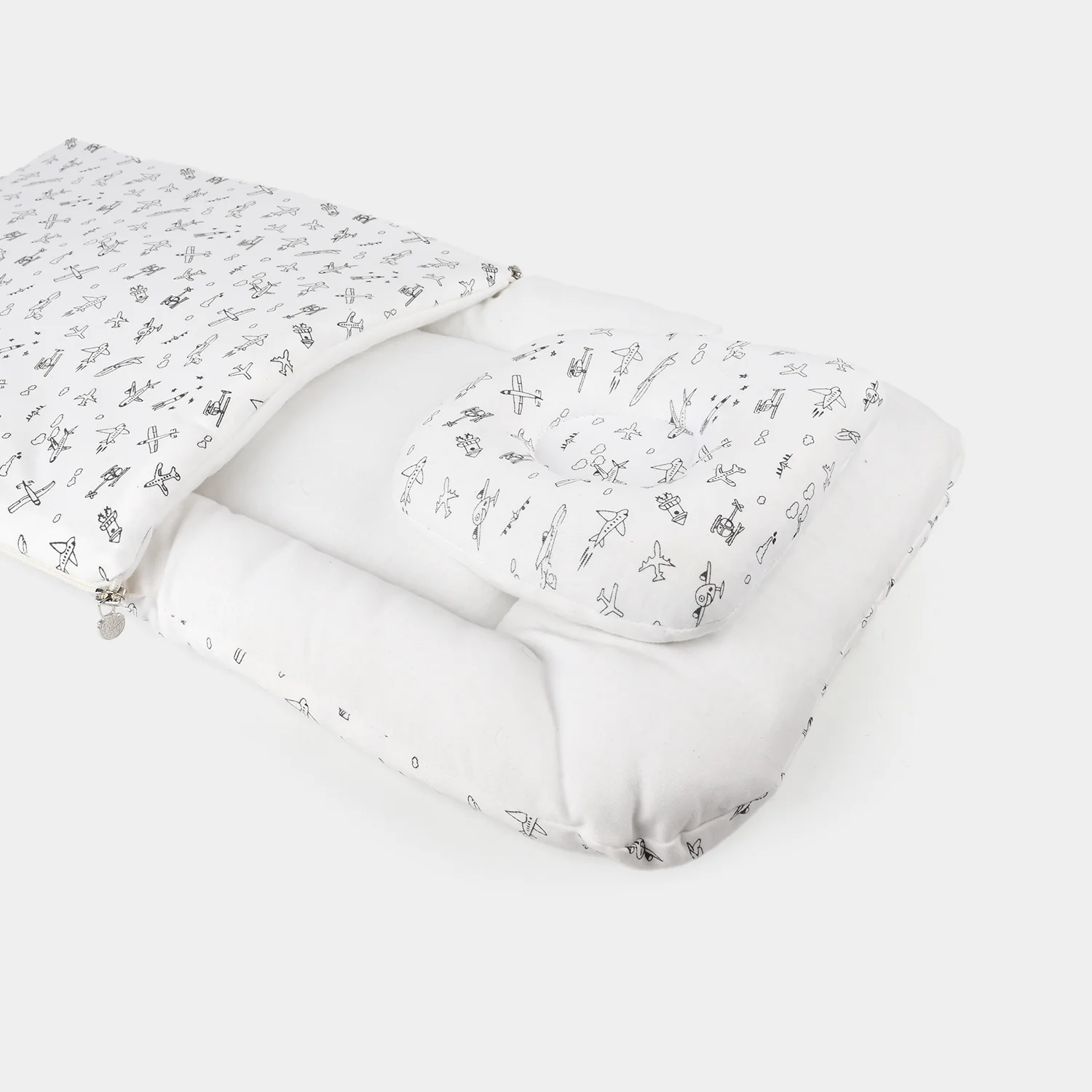Soft & Cozy Baby Carry Nest with Pillow - Image 3