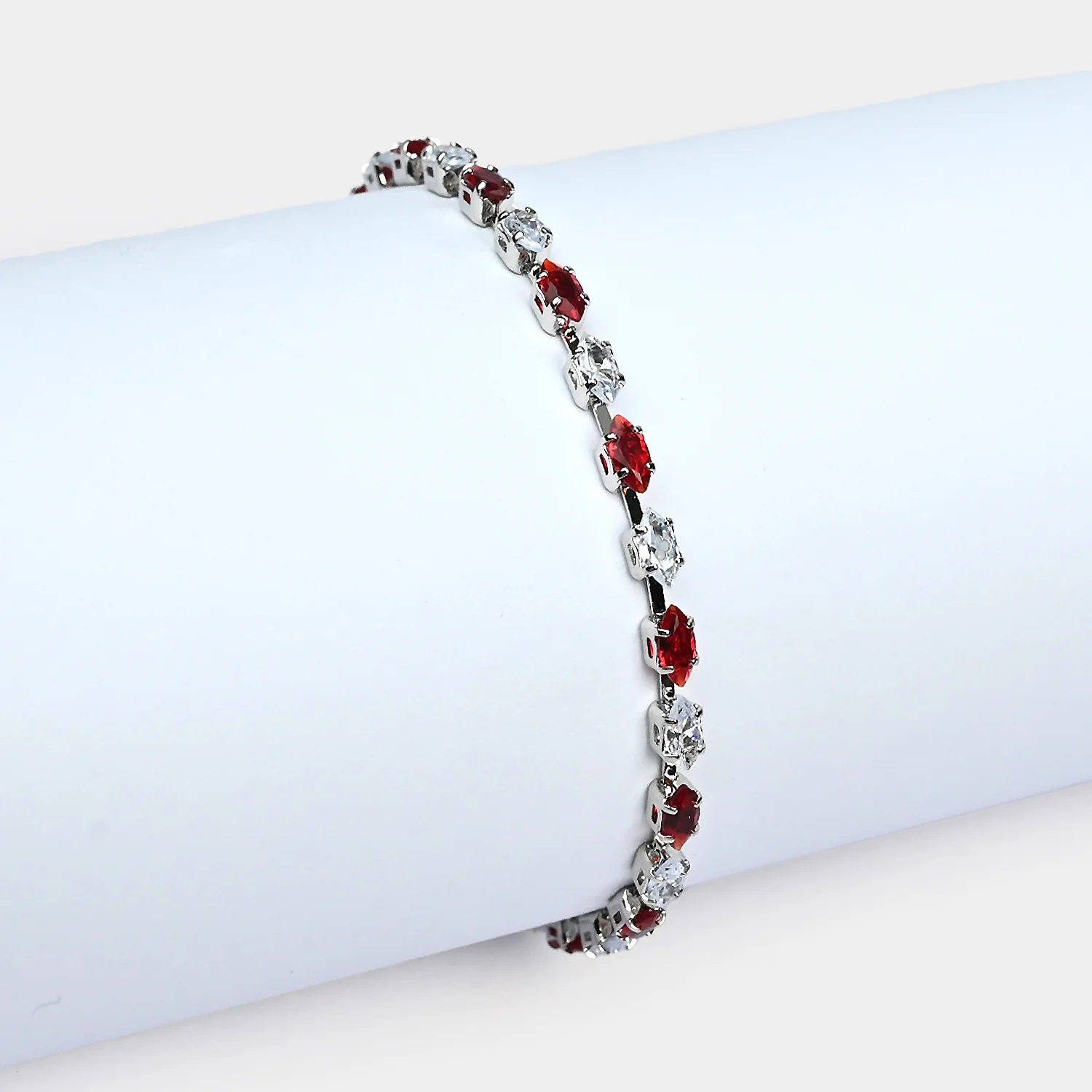 Elegant Fancy Chain Bracelet for Girls