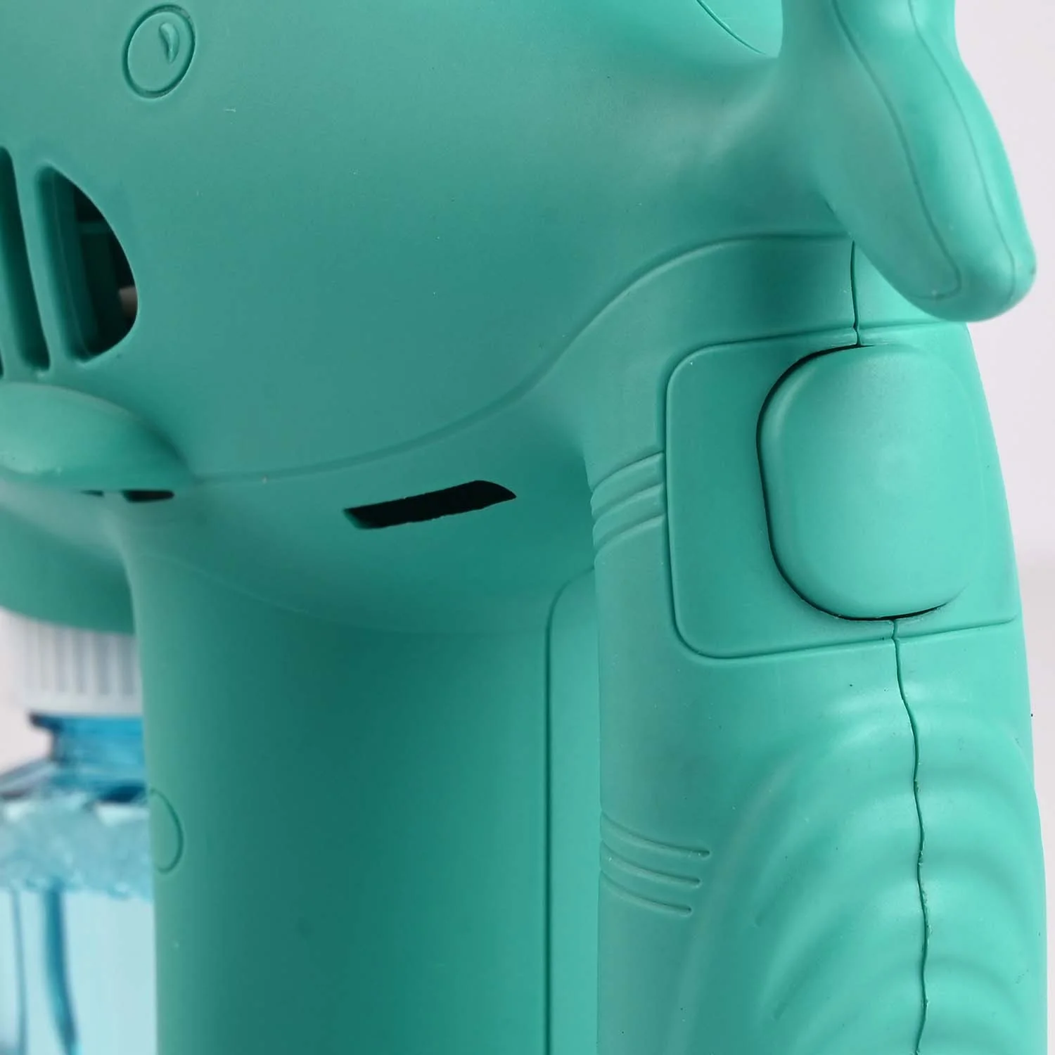 Shark Automatic Bubble Maker for Kids - Image 4