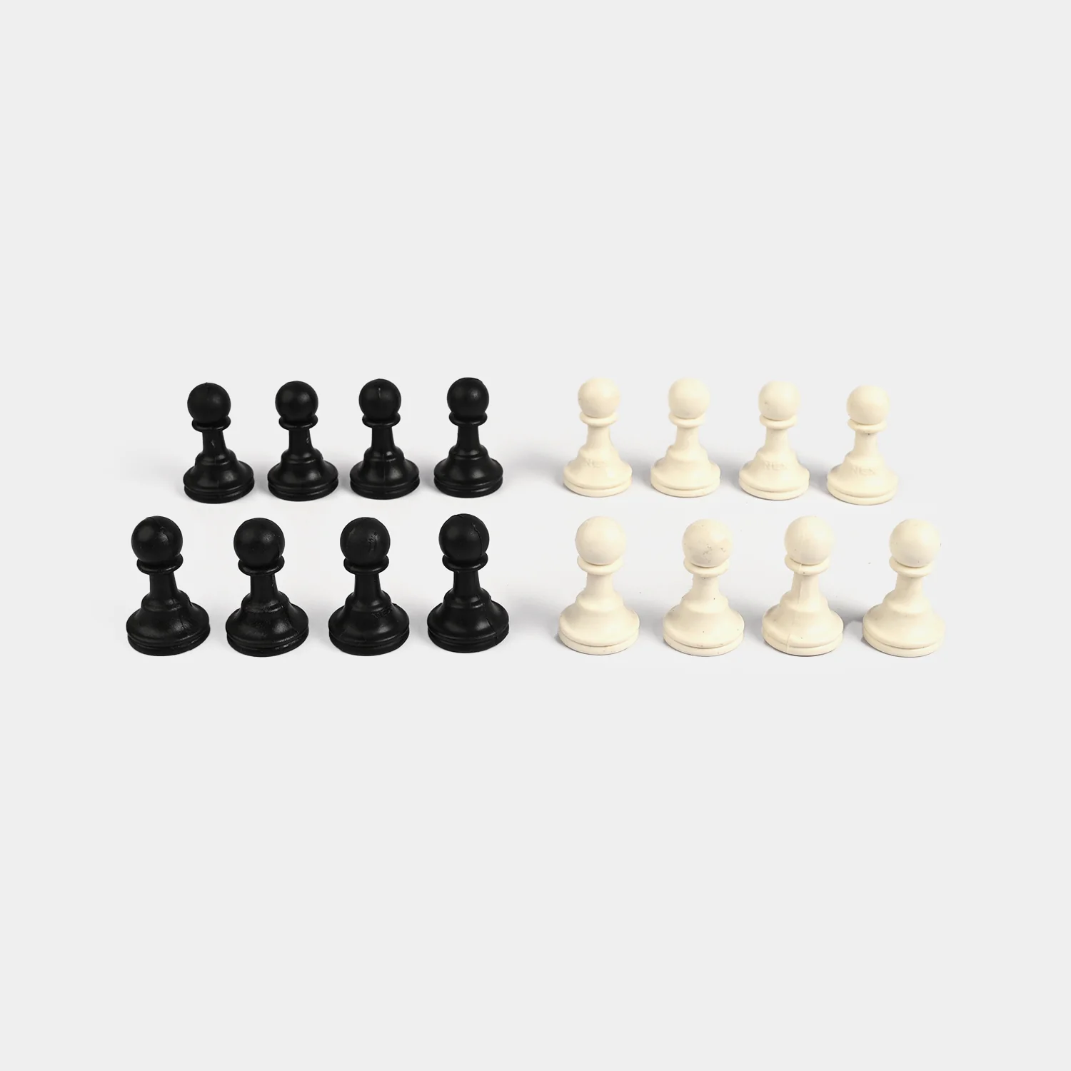 Chess Pieces Set – Classic Black & White - Image 2