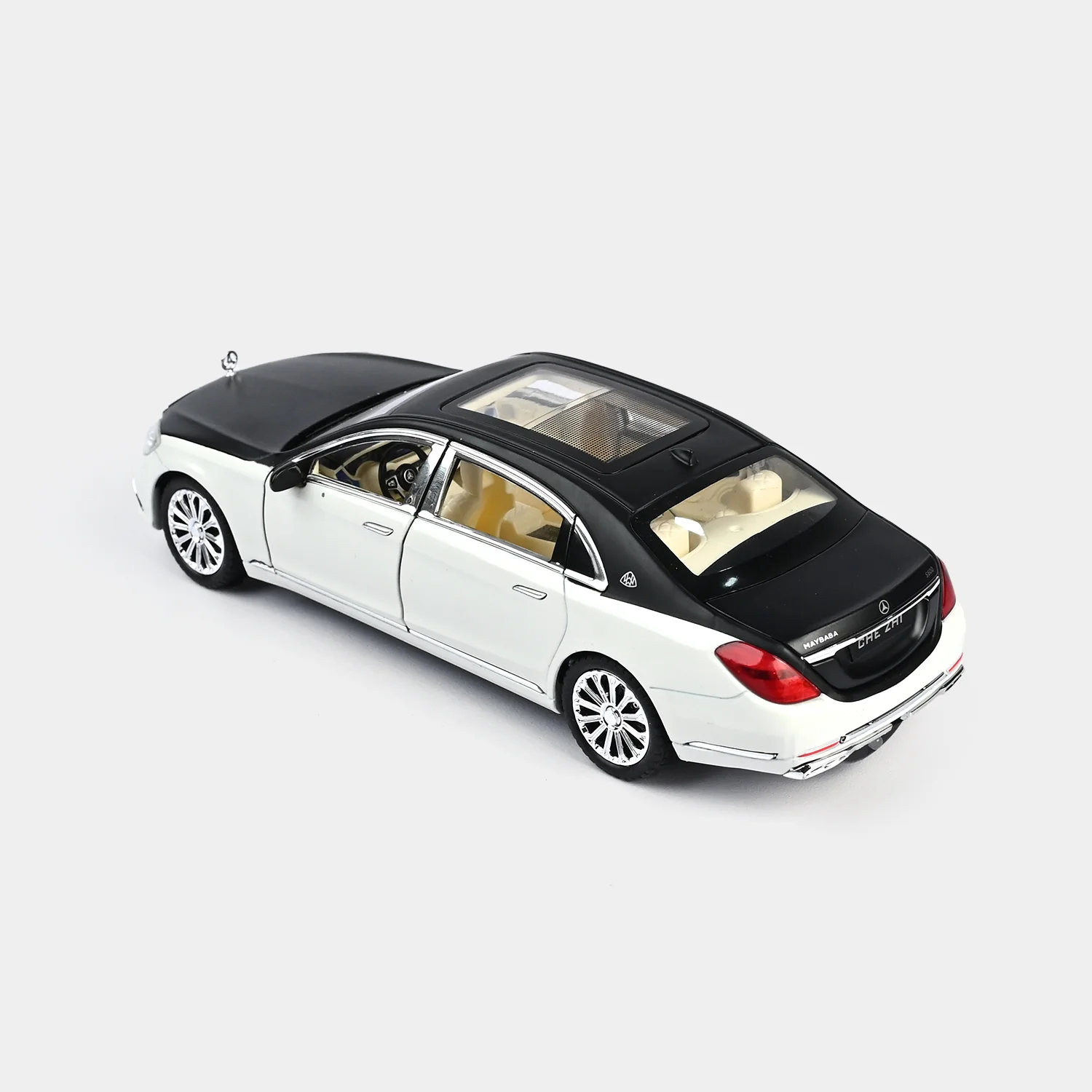DIE-CAST MODEL PULLBACK CAR WITH LIGHT SOUND - Image 8
