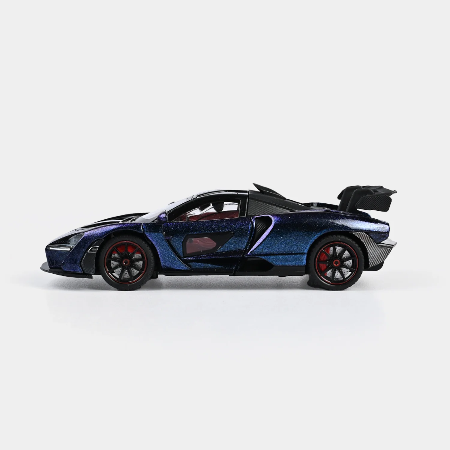 DIE-CAST MODEL PULLBACK CAR WITH LIGHT SOUND - Image 5