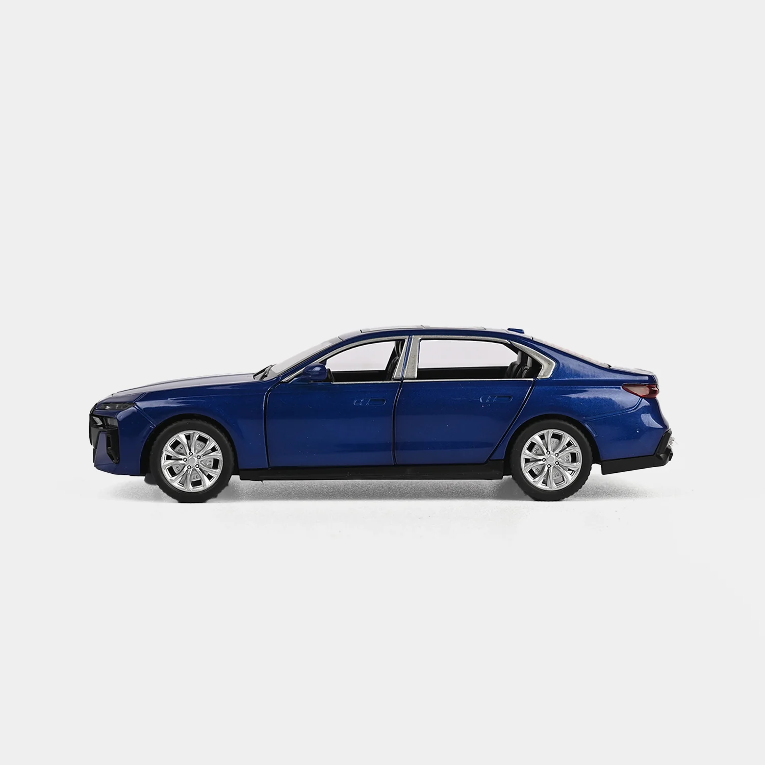 1:28 Scale Die Cast Model Car for Kids - Image 4