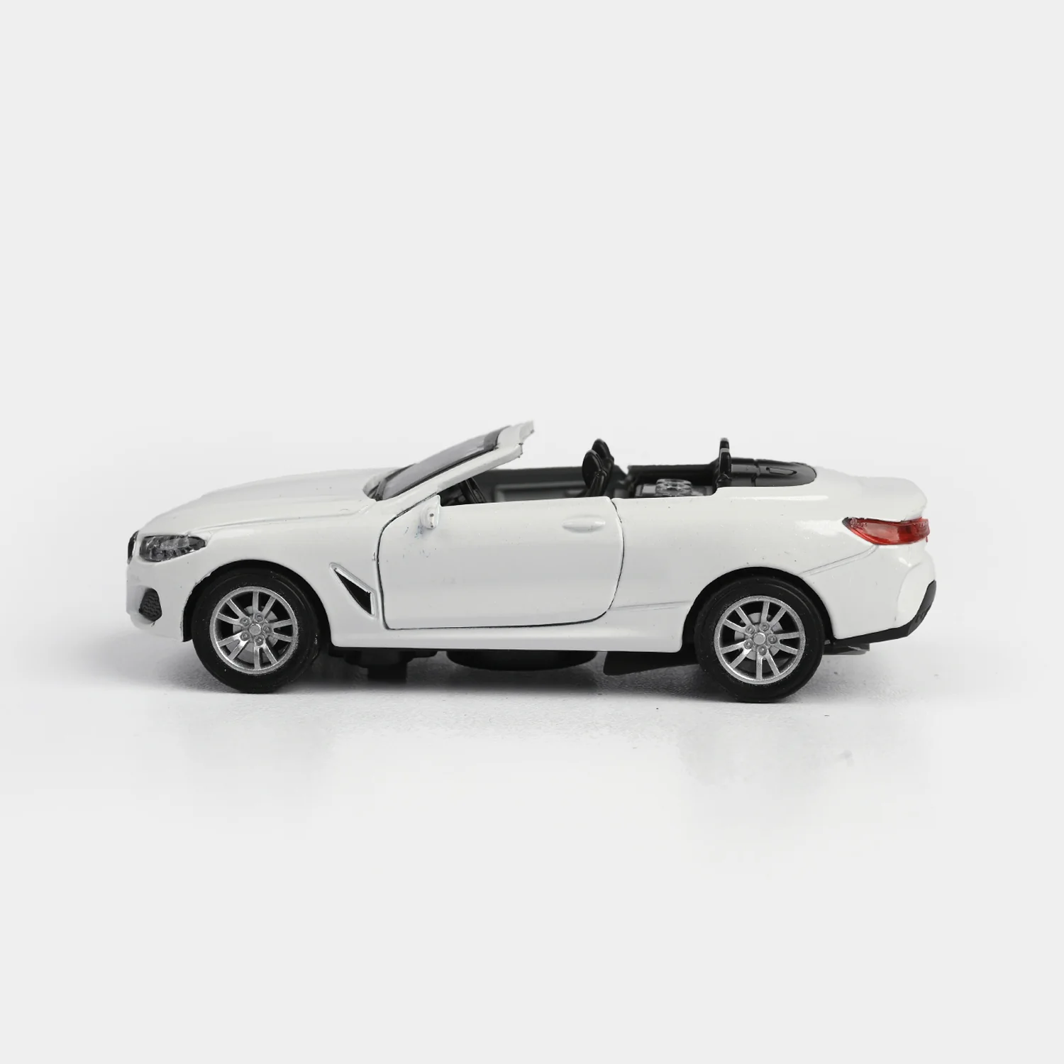 Die-Cast Model Car with Light & Sound - Image 4