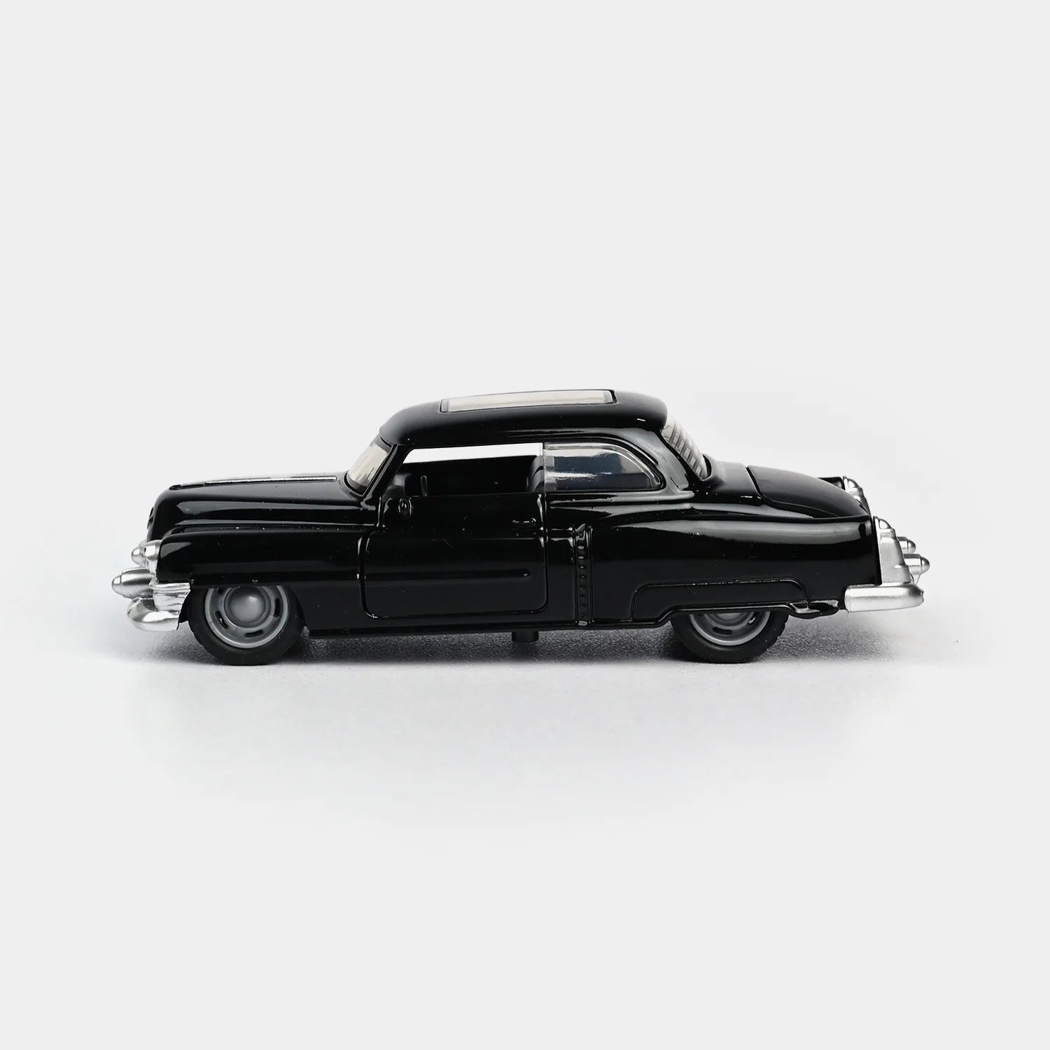 Die-Cast Model Car for Kids - Image 4
