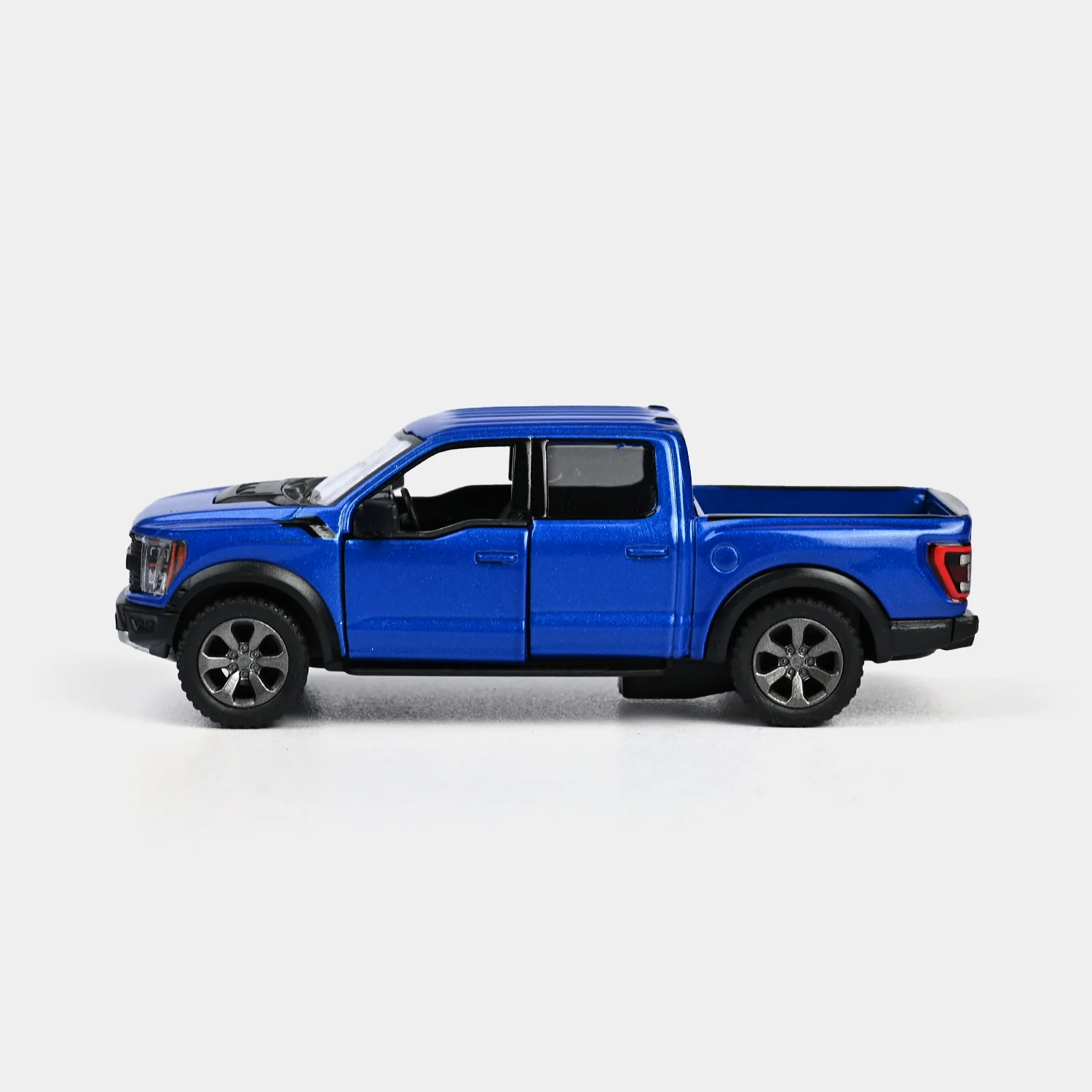 Die-Cast Model Car for Kids - Image 4