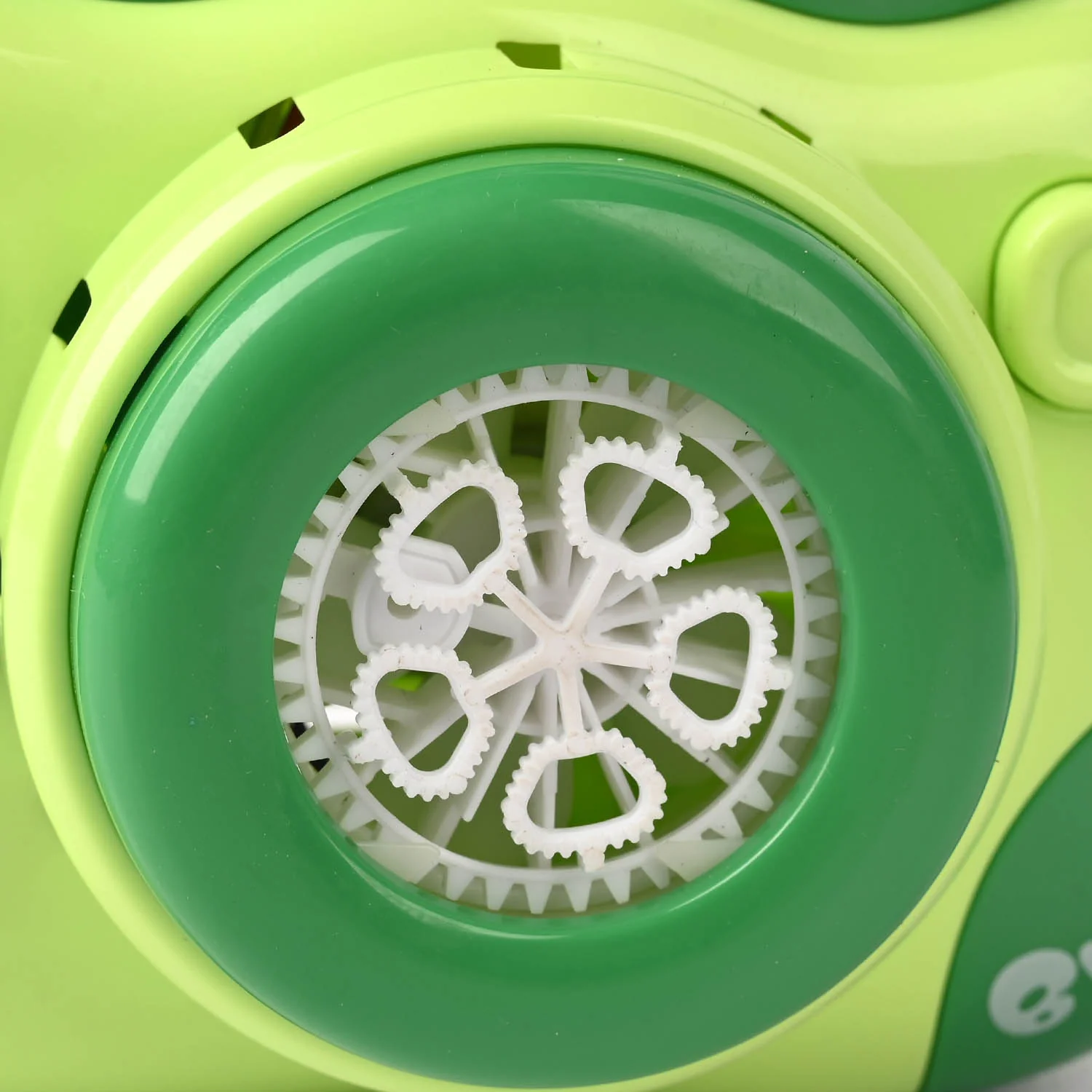 Bubble Camera – Automatic Bubble Machine for Kids - Image 4