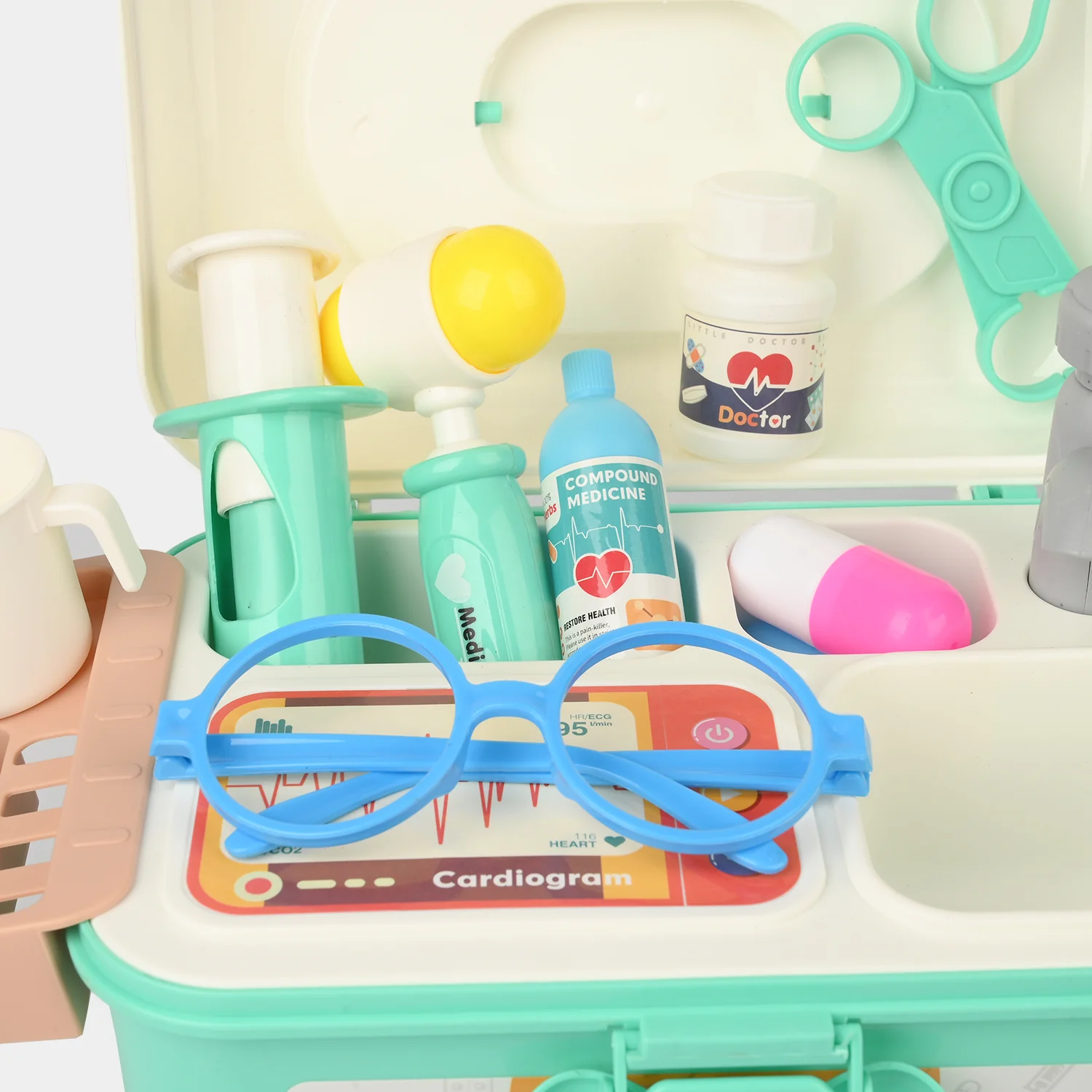 Doctor Medical Toy With Light 21-Piece Pretend Playset For Kids - Image 2