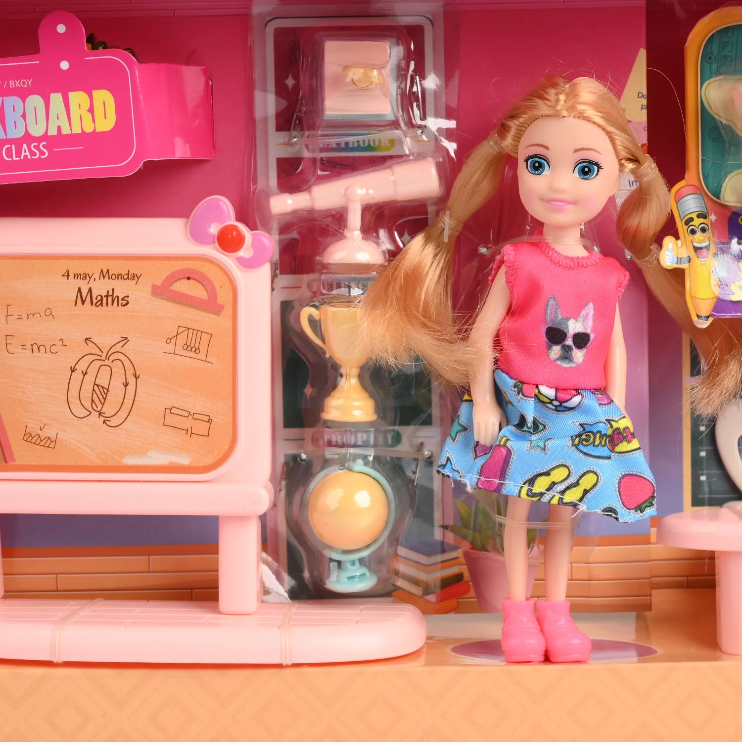 Sparkle Bella Fun Play House Doll Set - Image 3