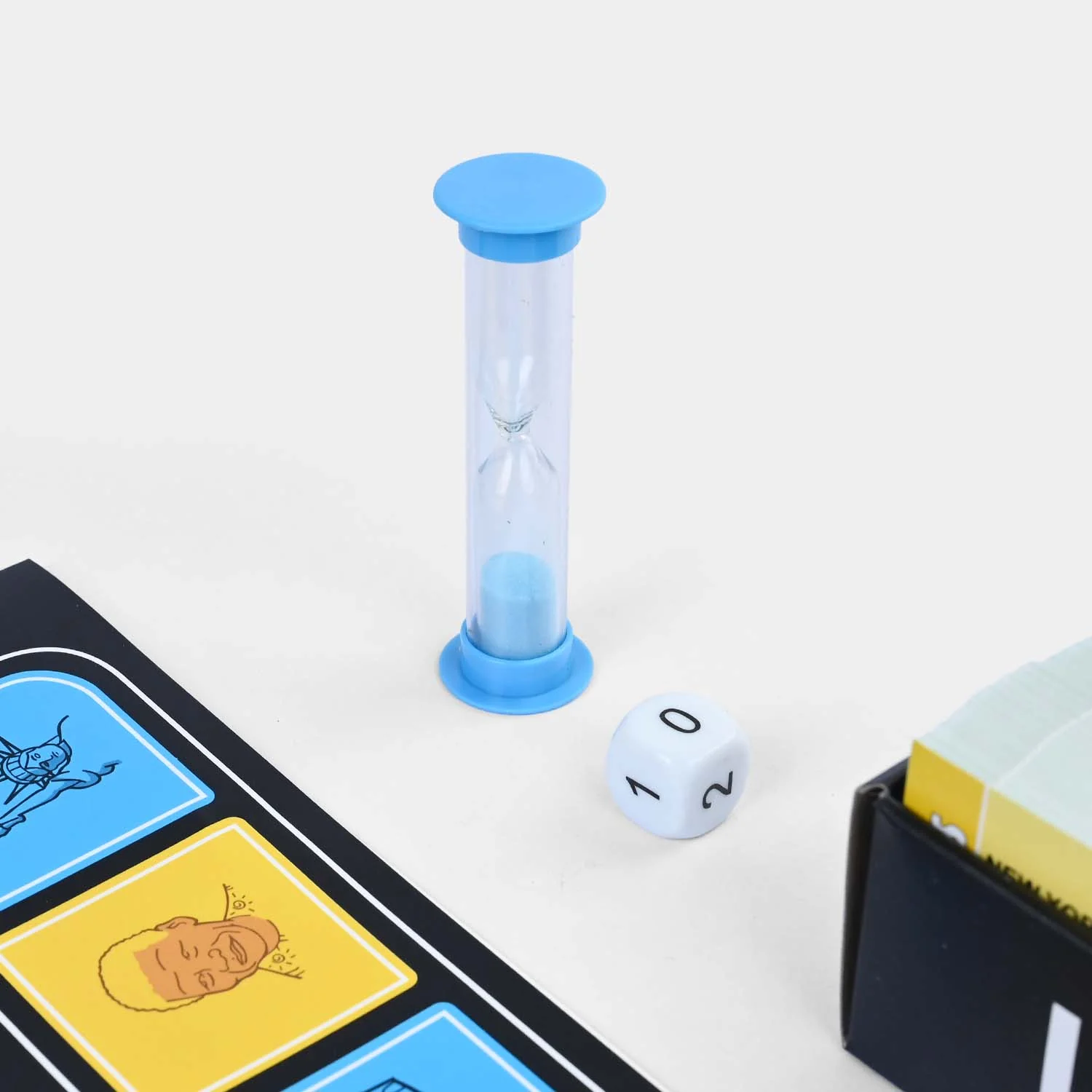 30 Seconds – Quick Thinking Party Game - Image 6
