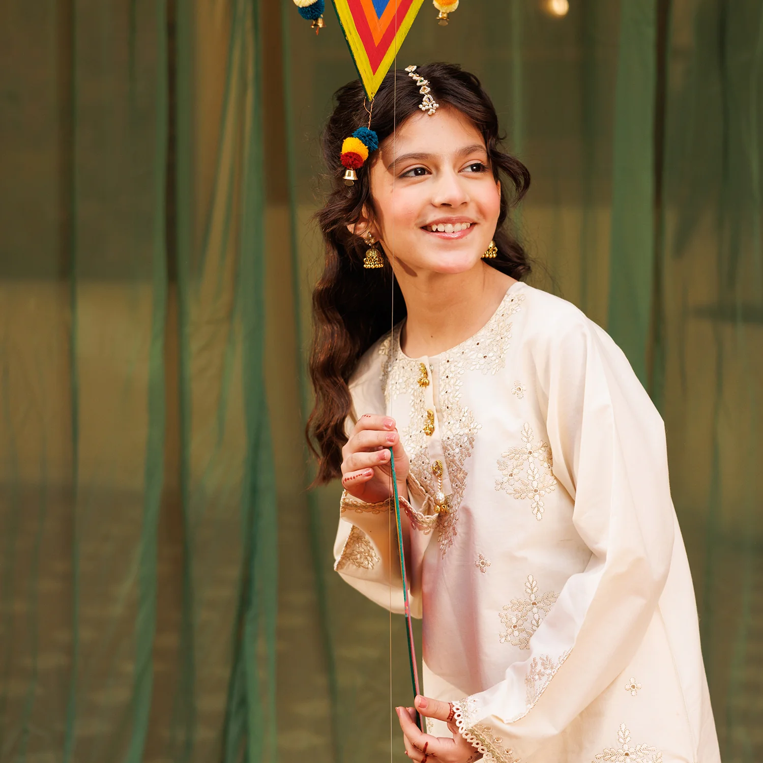 Girls Cotton Embroidered 2Pcs Set (Rabab) - Off White - Image 3