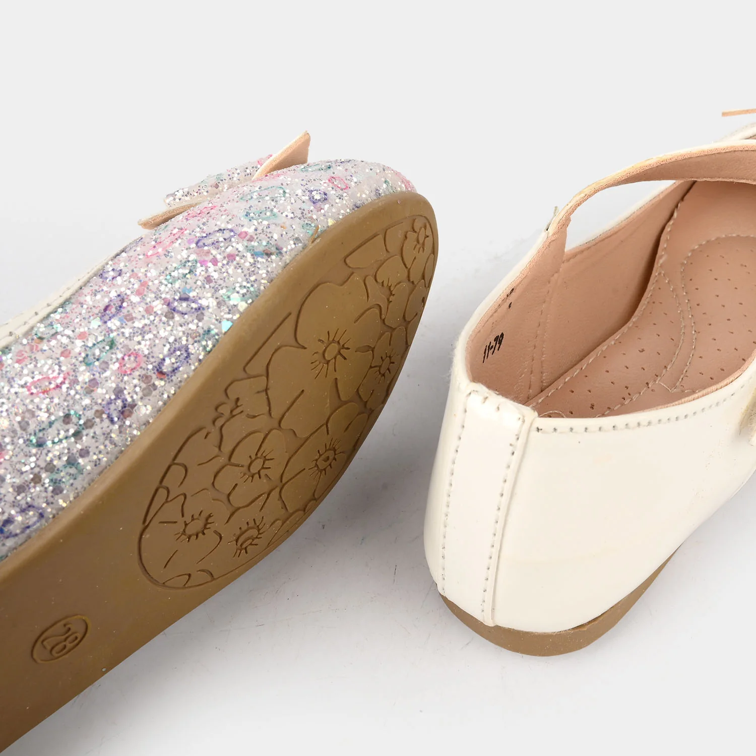 Girls Pumps 11-79 - WHITE - Image 3