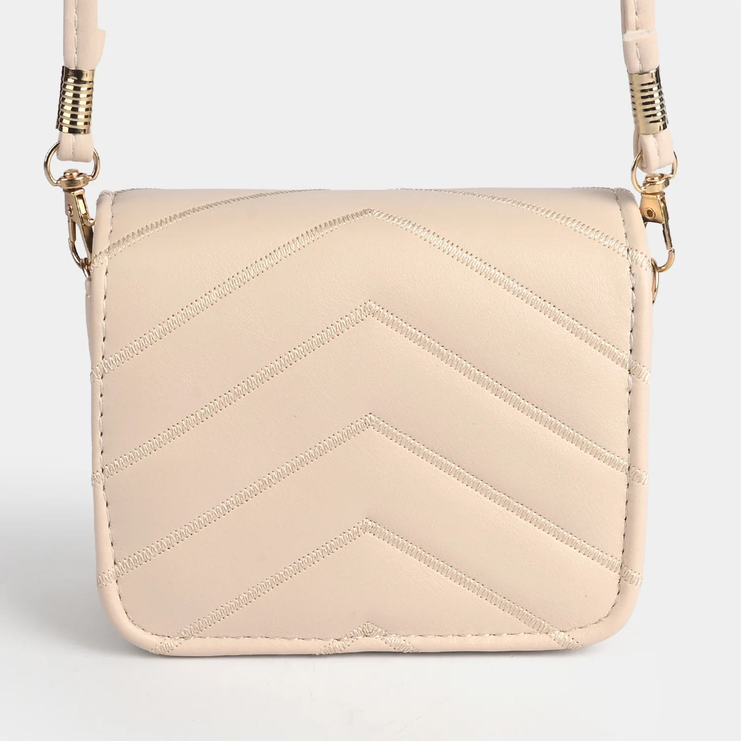 Cute & Stylish Girls Handbag - Image 4