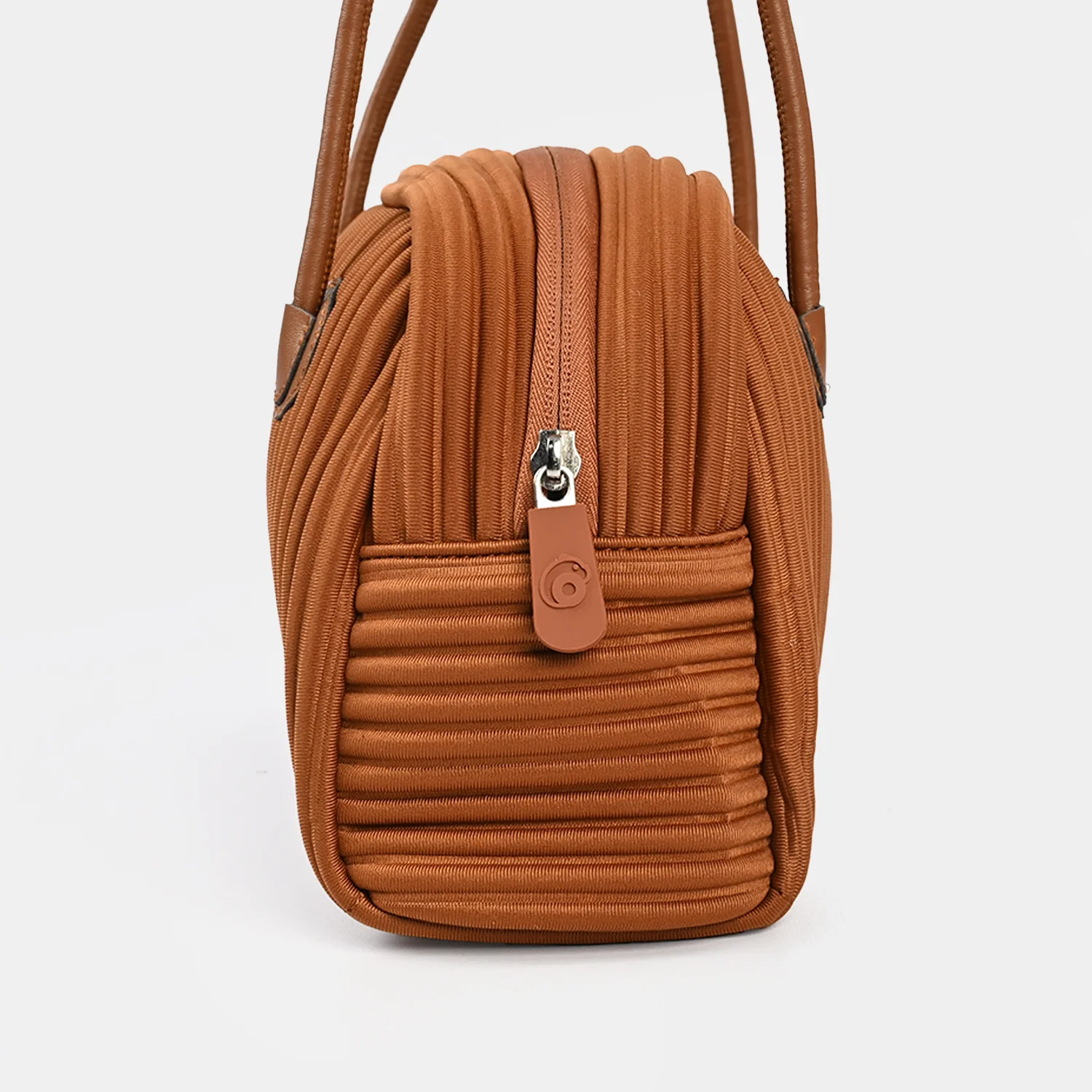 Girls Hand Bag Perfect Blend of Style & Charm - Image 4