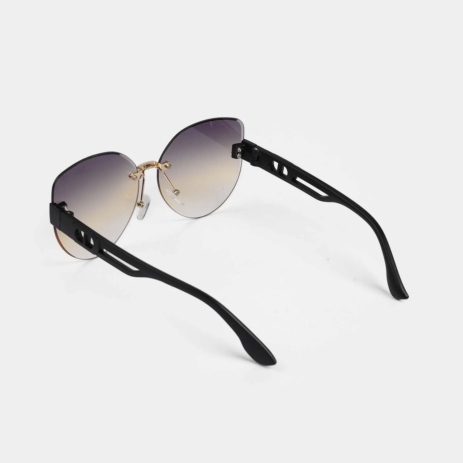 Stylish & Elegant Sunglasses for Kids - Image 3