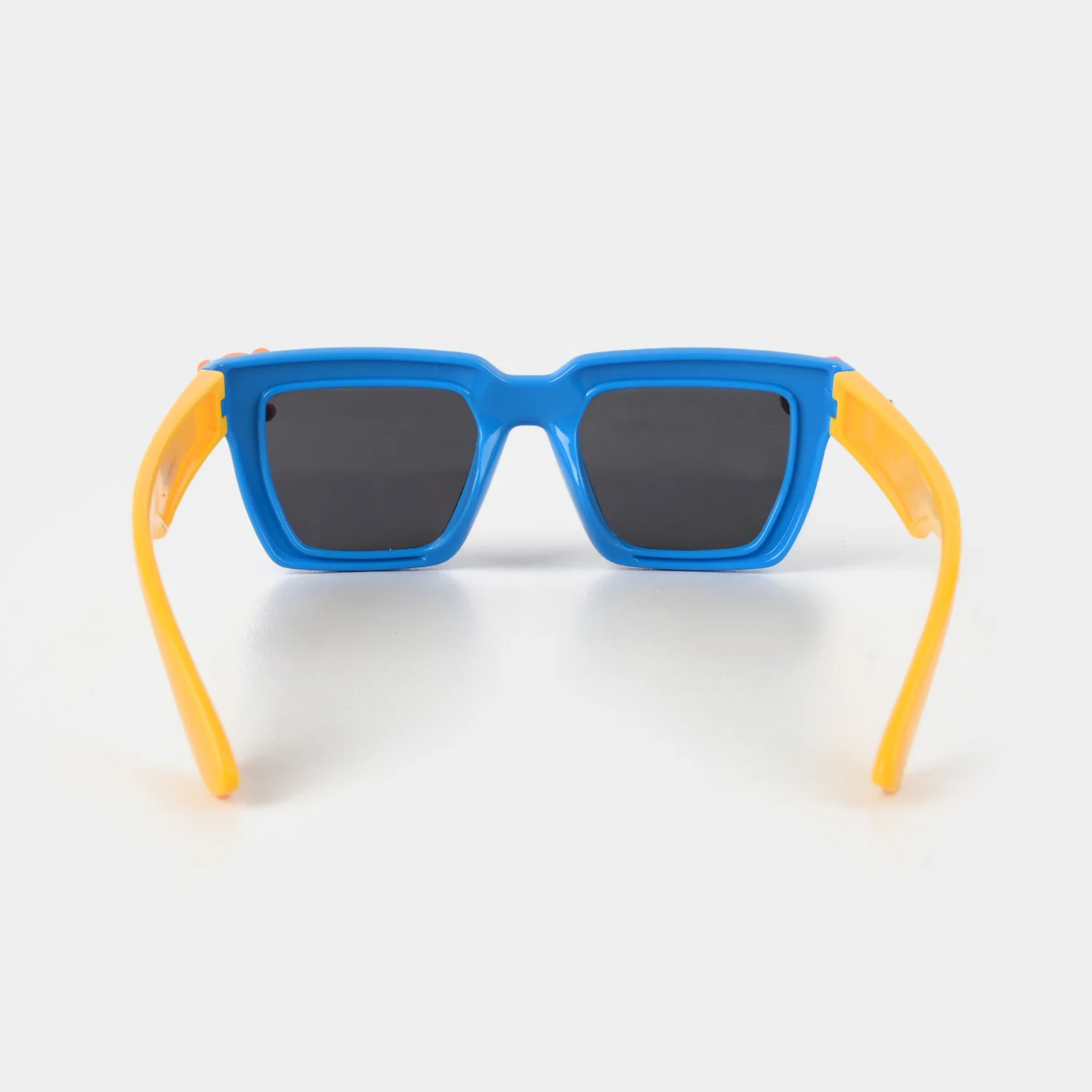 Stylish Kids Sunglasses - Image 3