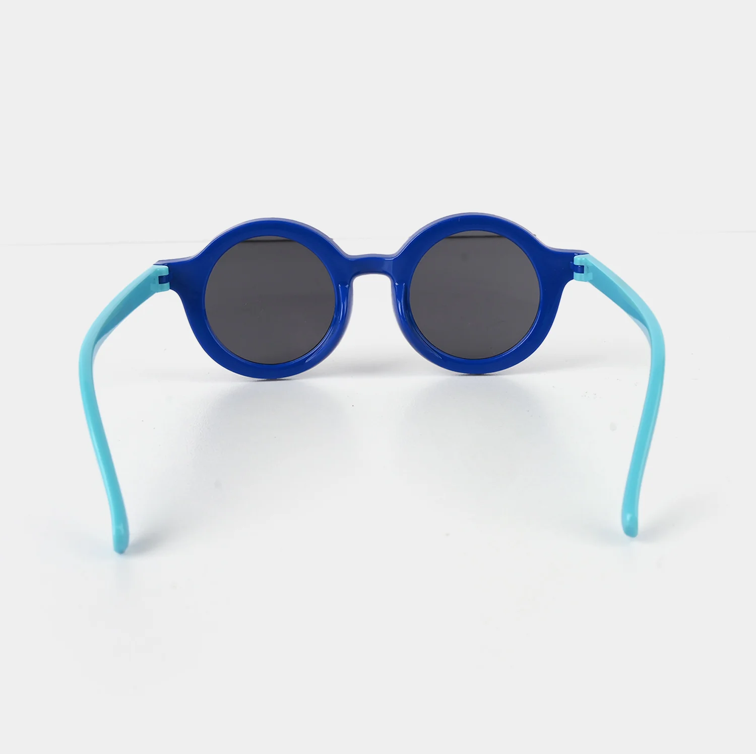 Stylish Kids Sunglasses - Image 3