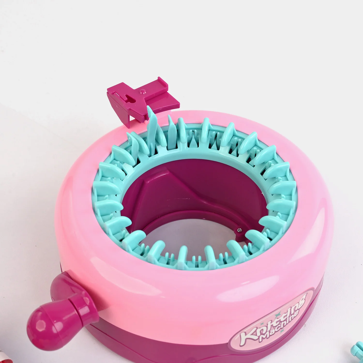 Knitting Machine - Image 2