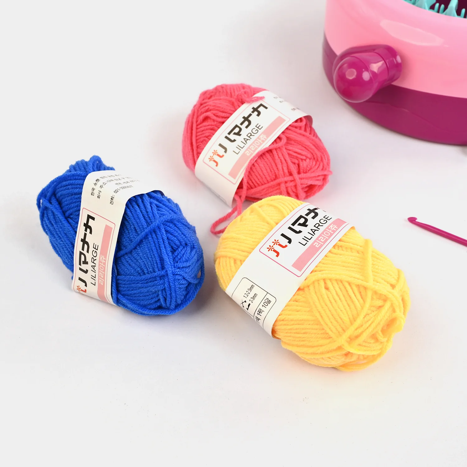 Knitting Machine - Image 4