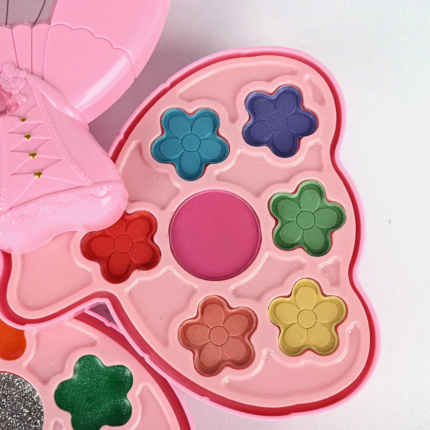 Cute Beauty Pretend Play Makeup Set - Image 5