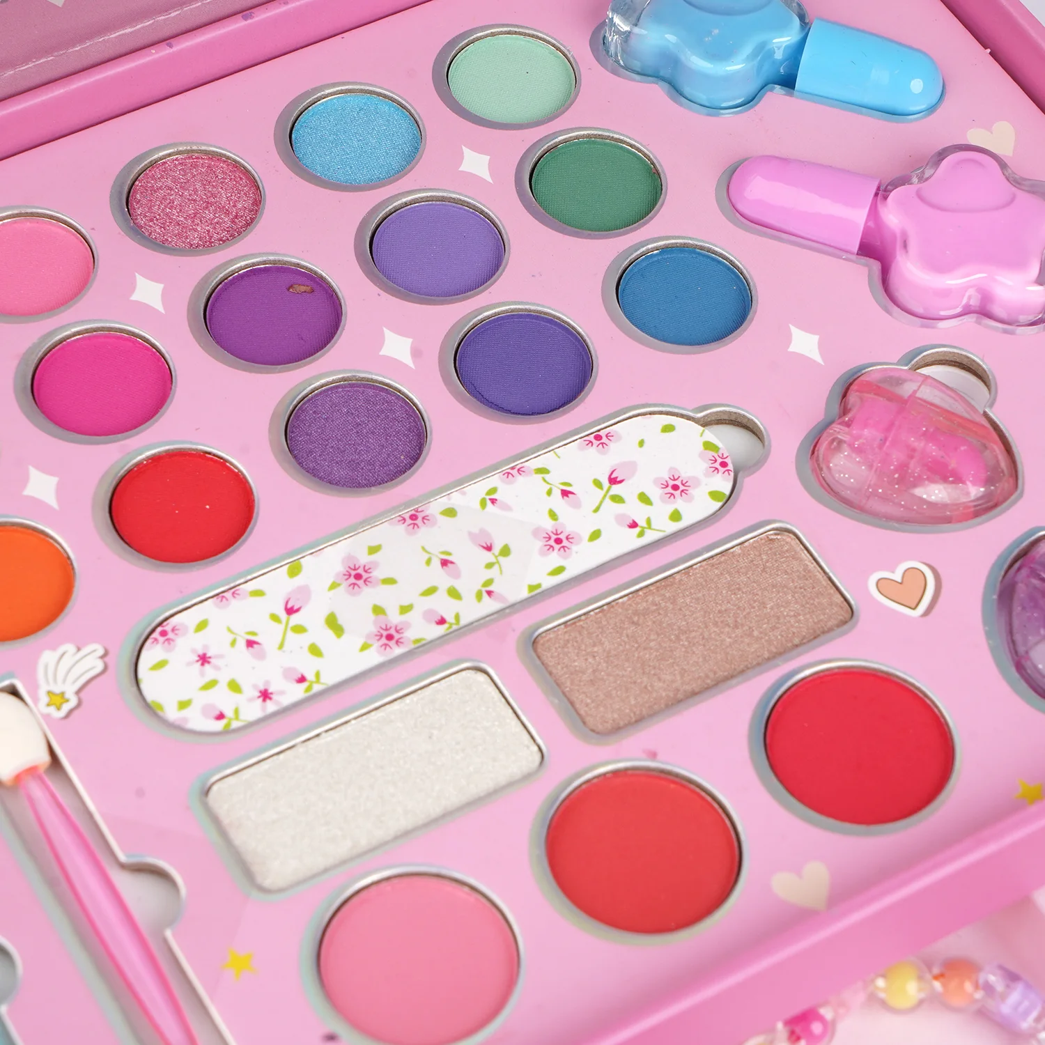 Adorable Makeup & Jewelry Set for Girls - Image 2