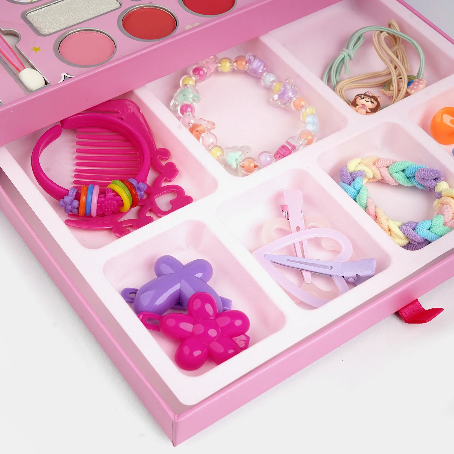 Adorable Makeup & Jewelry Set for Girls - Image 5
