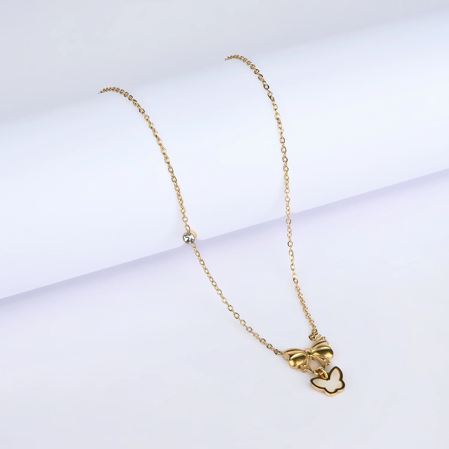 Elegant Fancy Pendant/Necklace For Girls
