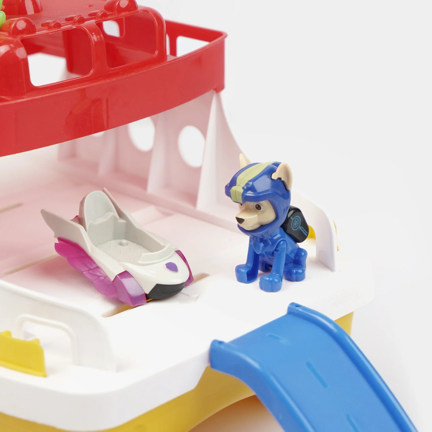 Mini Pleasure Boat Toy – Floating Fun for Bath & Pool Play - Image 5