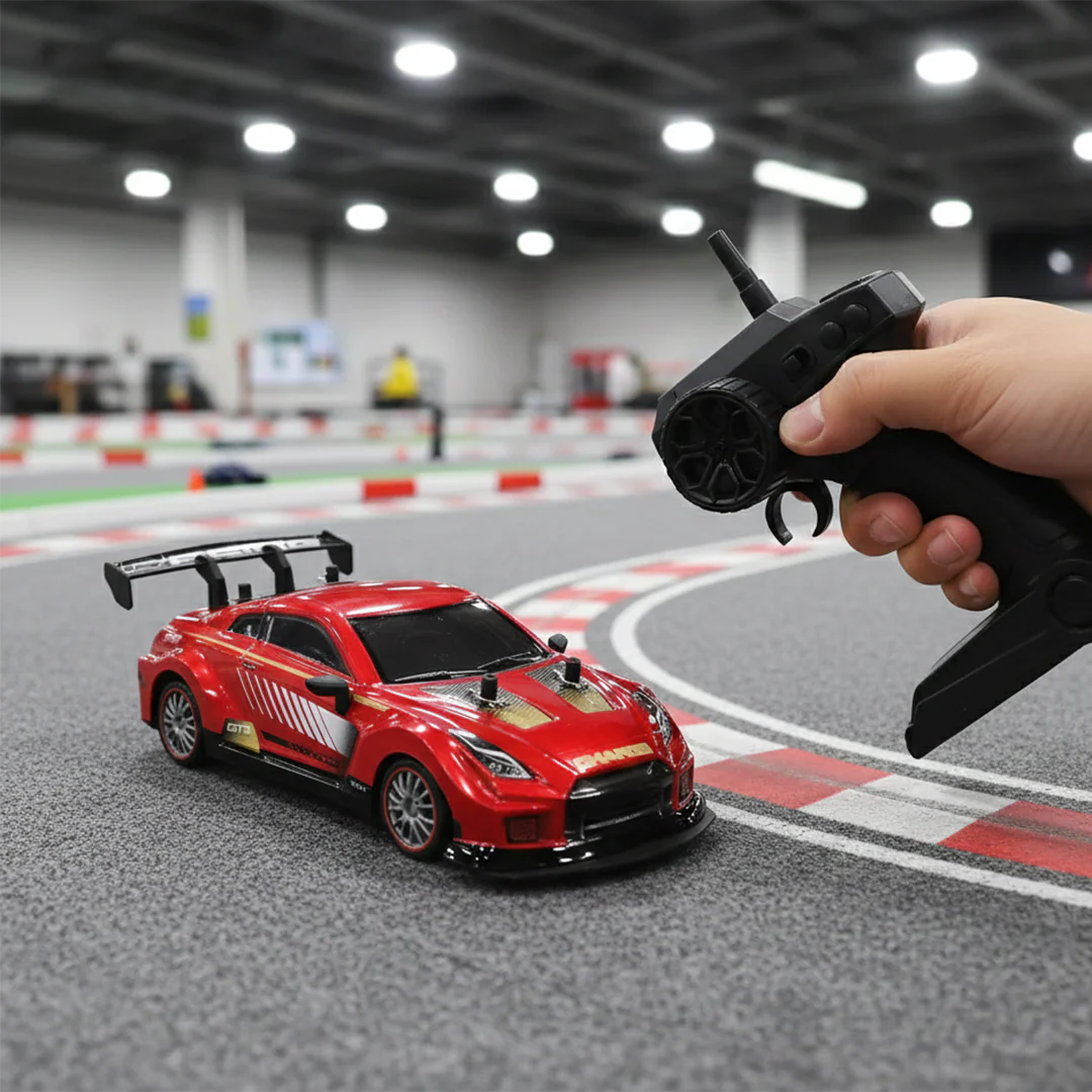 Remote Control Racing Car with Lights & Spray Function - Image 2