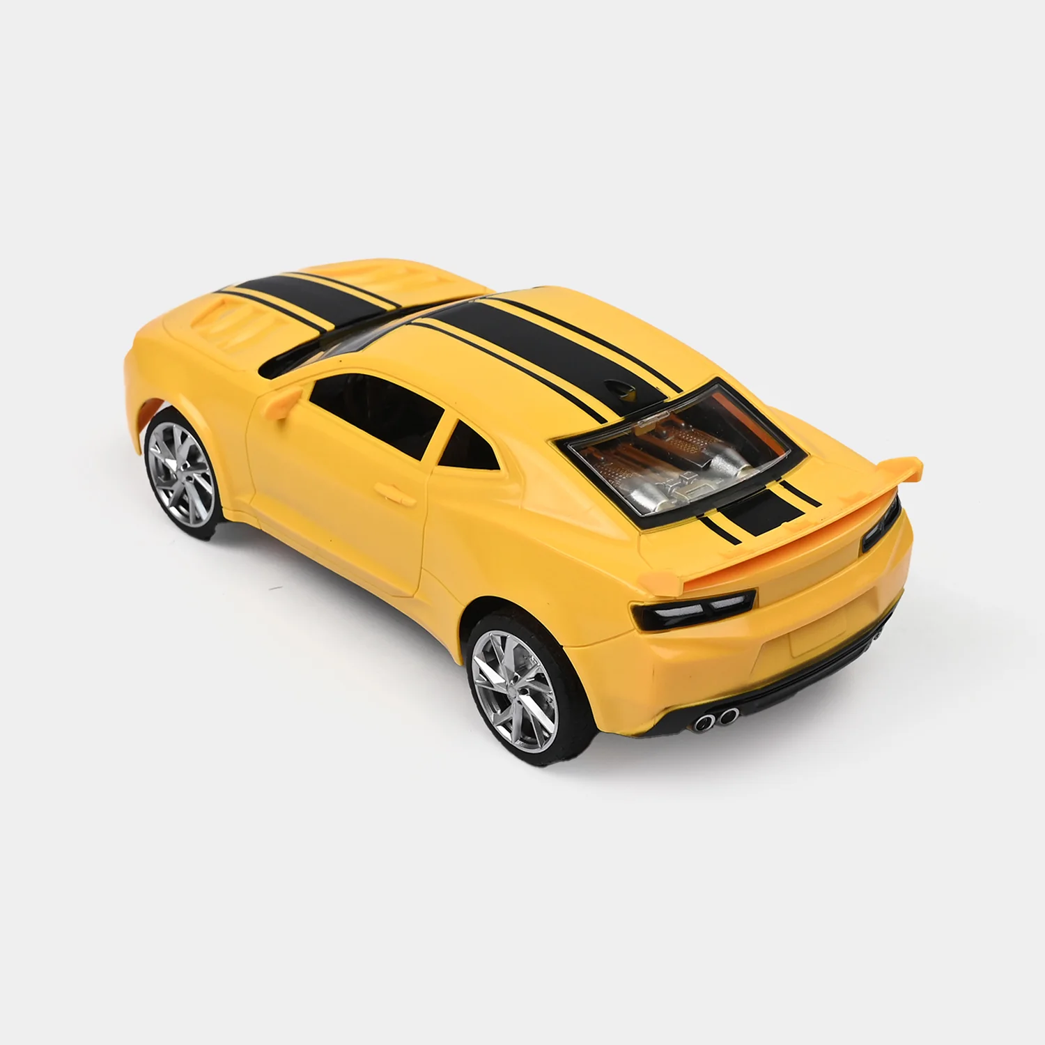SportyCar – 1:16 Scale Remote Control Sports Car (Yellow) - Image 6