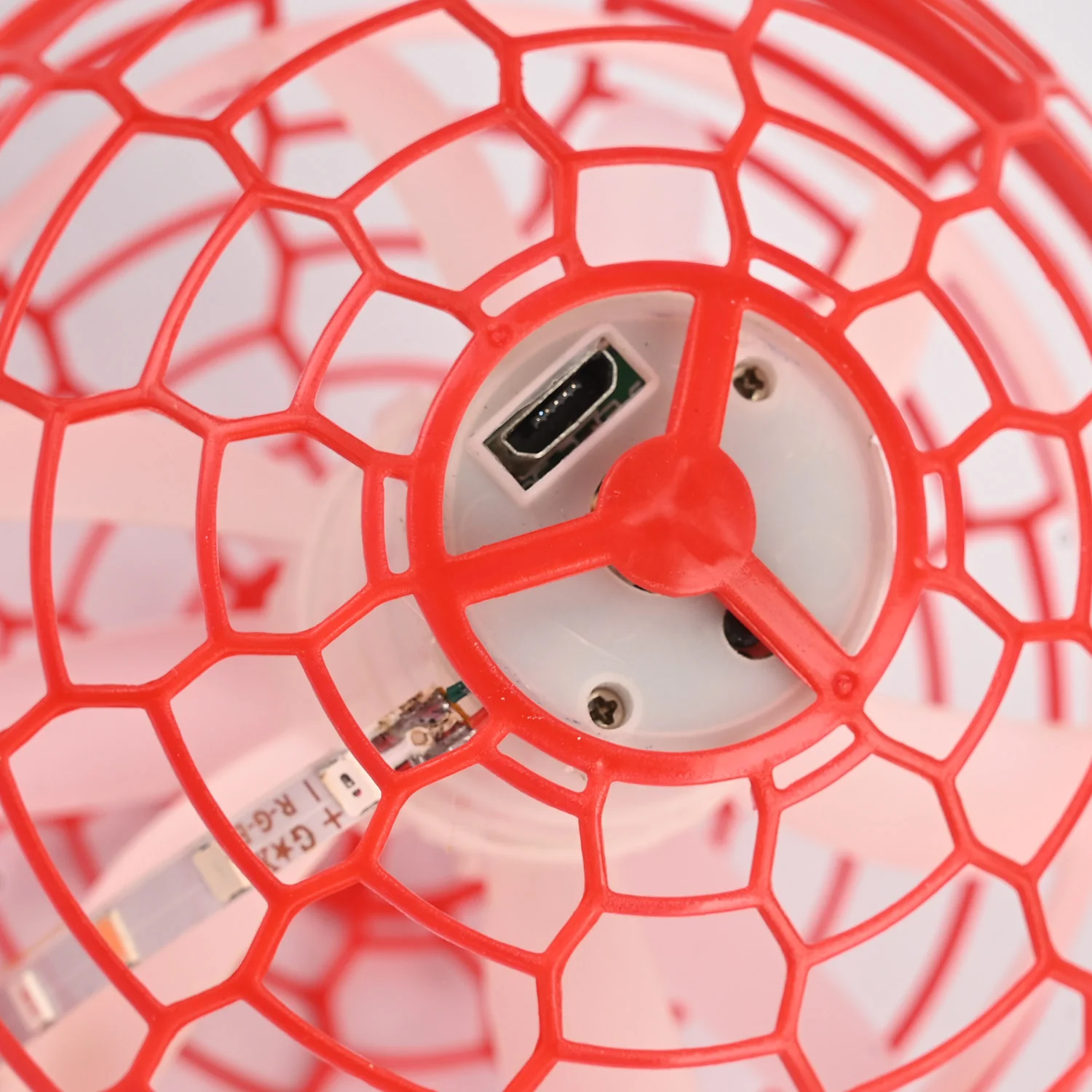Flying Spinner Hand-Control Toy - Image 2