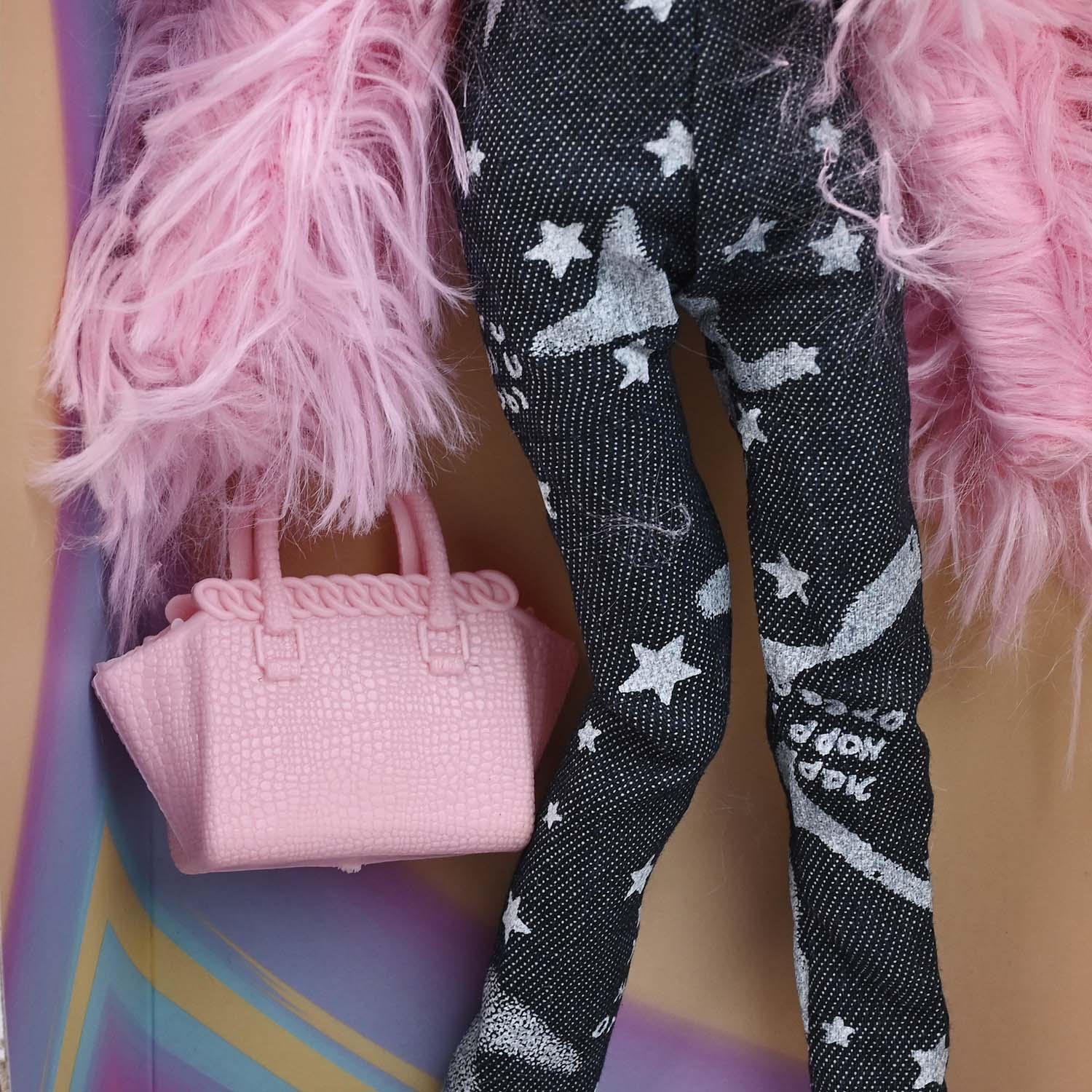 Starry Sky Fashion Doll – Trendy Street Style Edition - Image 4