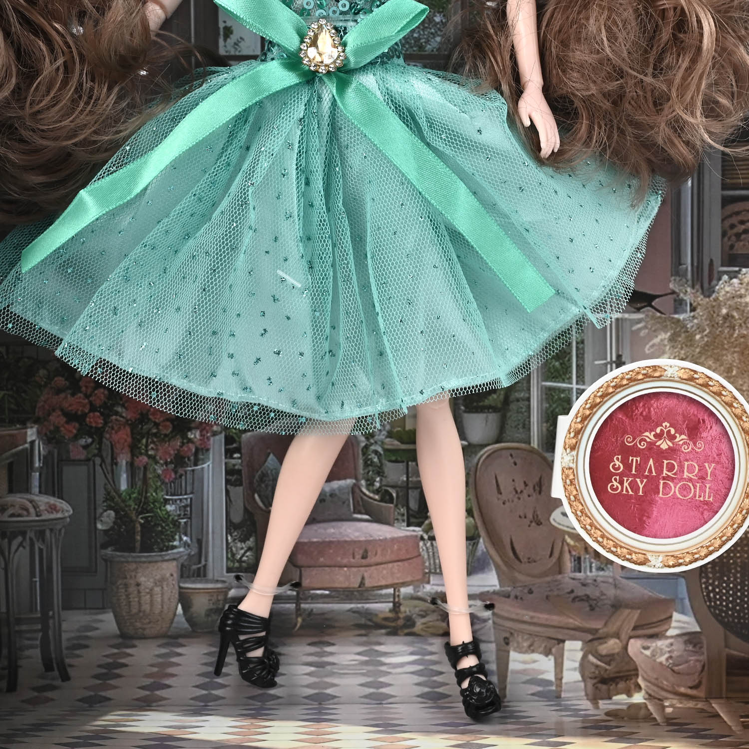 Starry Sky Princess Fashion Doll – Elegant Dress & Flowing Hair - Image 5