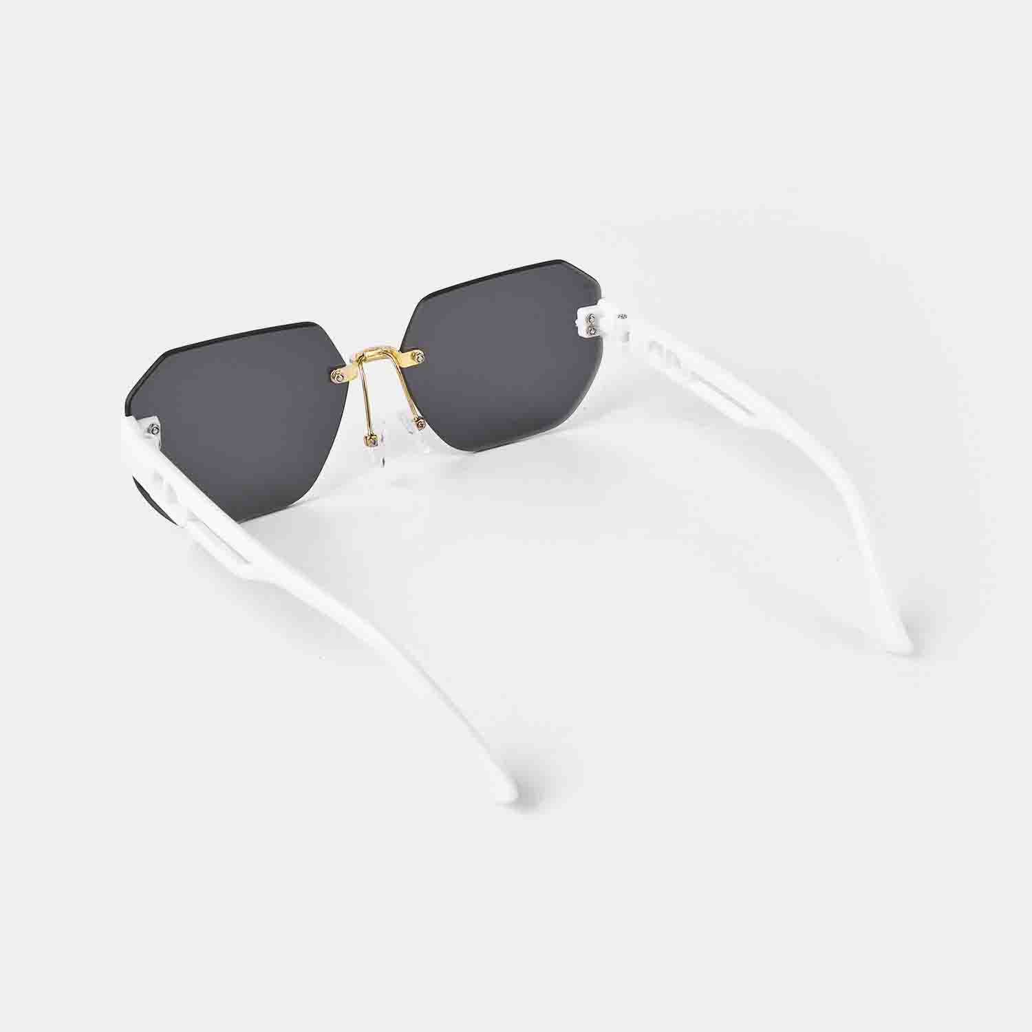 Stylish & Elegant Sunglasses For Kids - Image 3