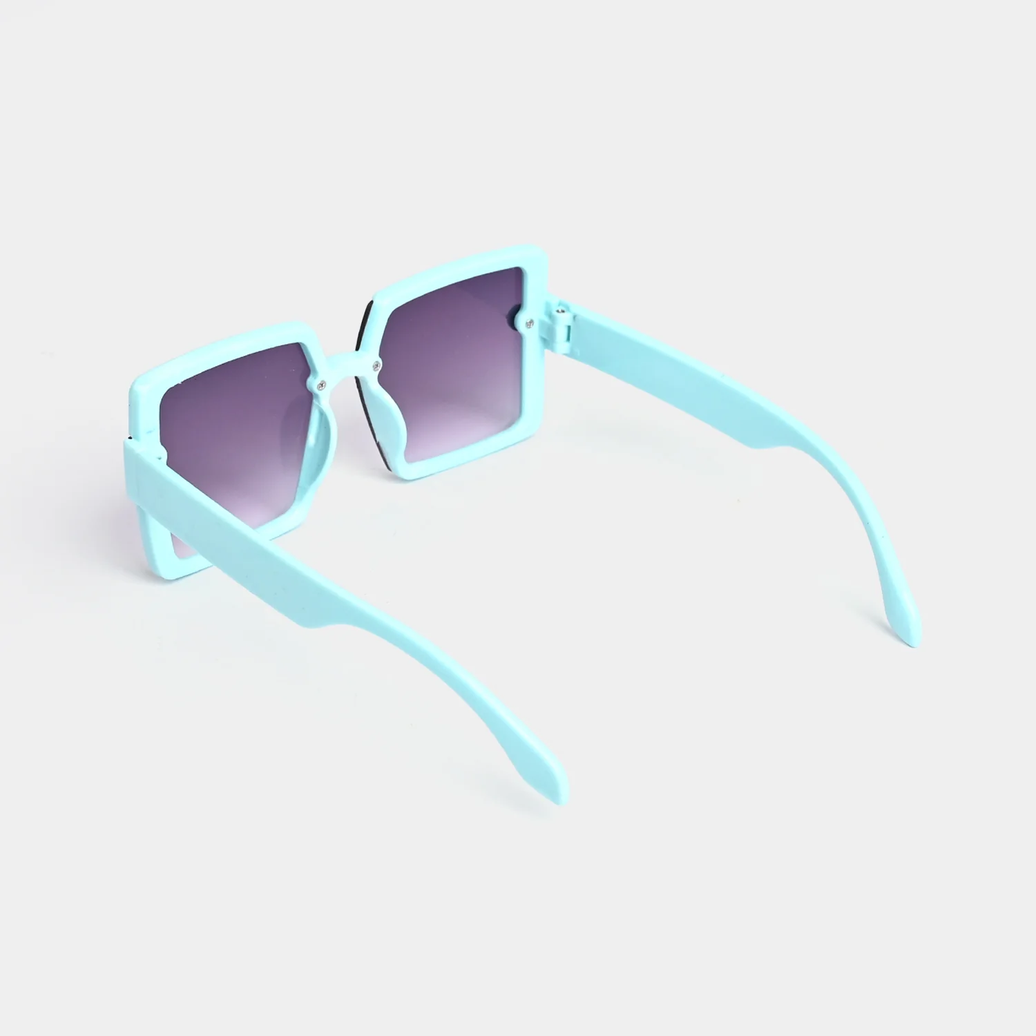 Stylish & Elegant Sunglasses For Kids - Image 3