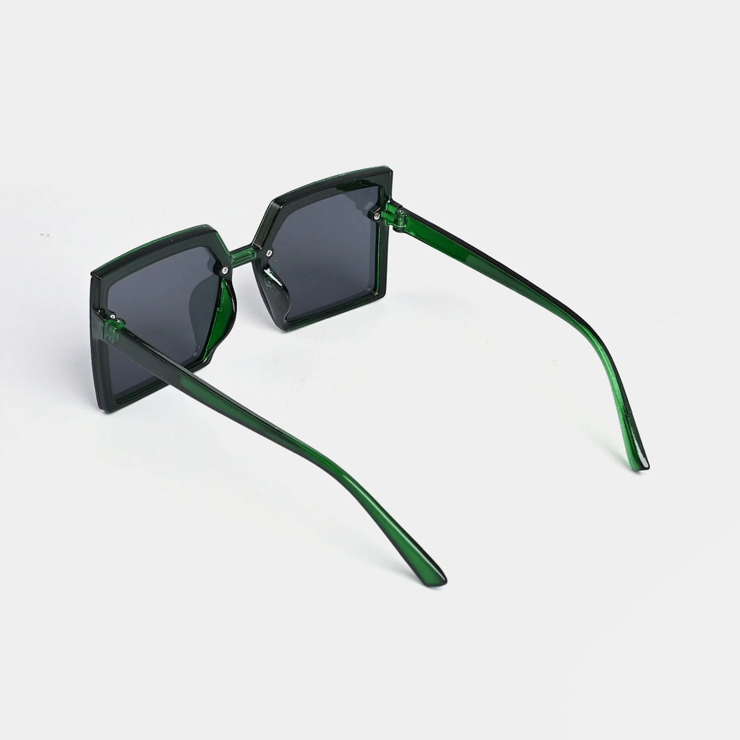 Stylish & Elegant Sunglasses For Kids - Image 3