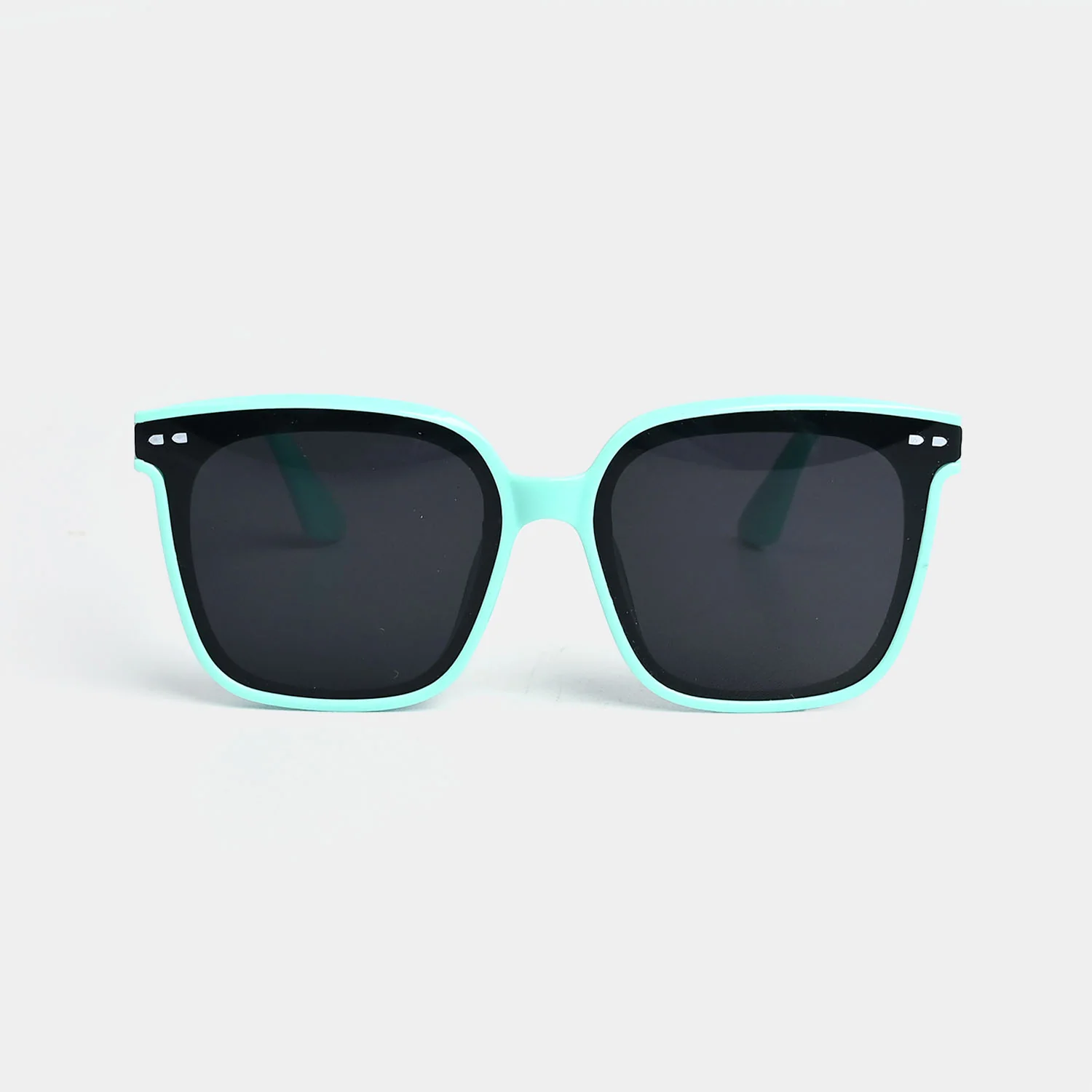 Stylish & Elegant Sunglasses For Kids - Image 2