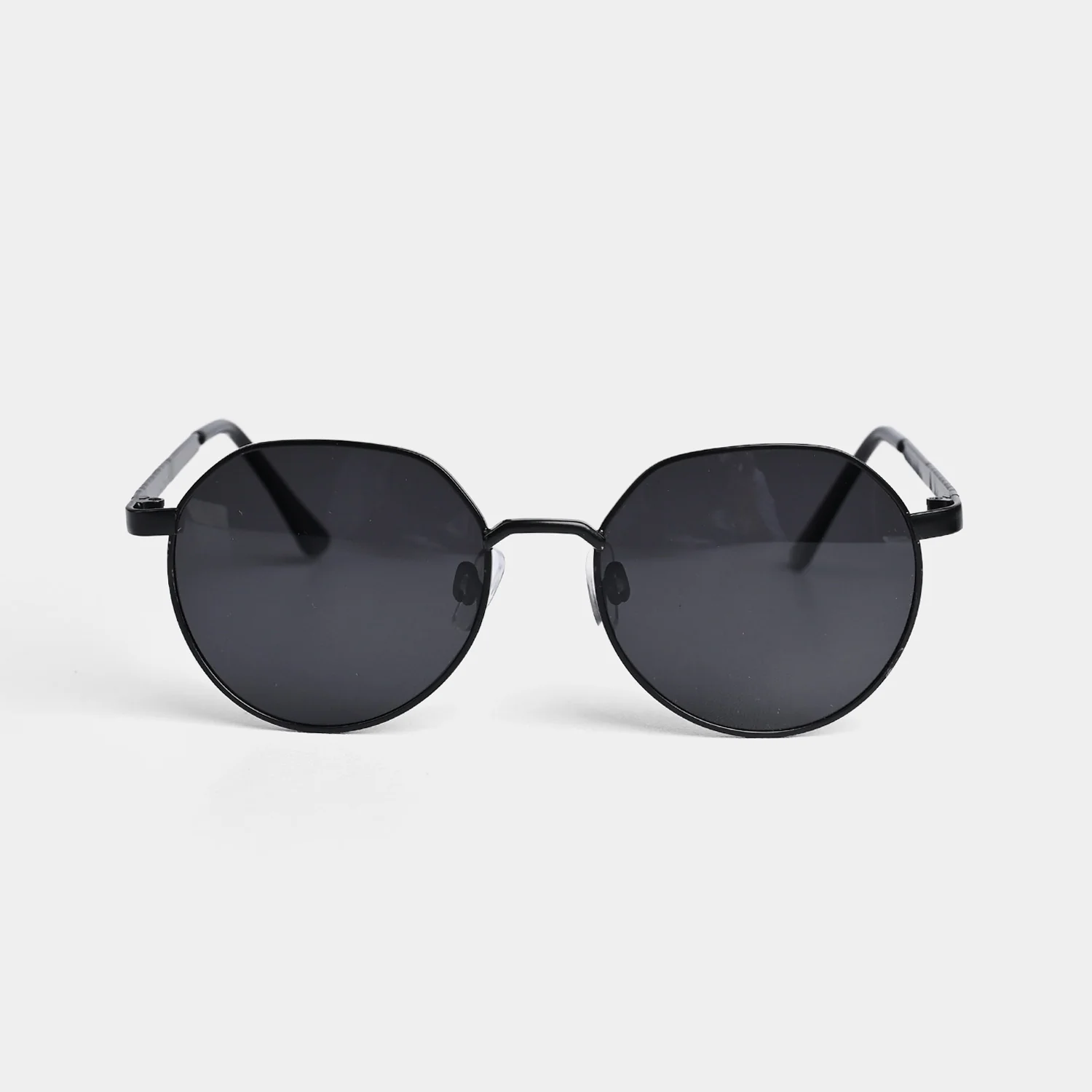 Stylish & Elegant Sunglasses For Kids - Image 2