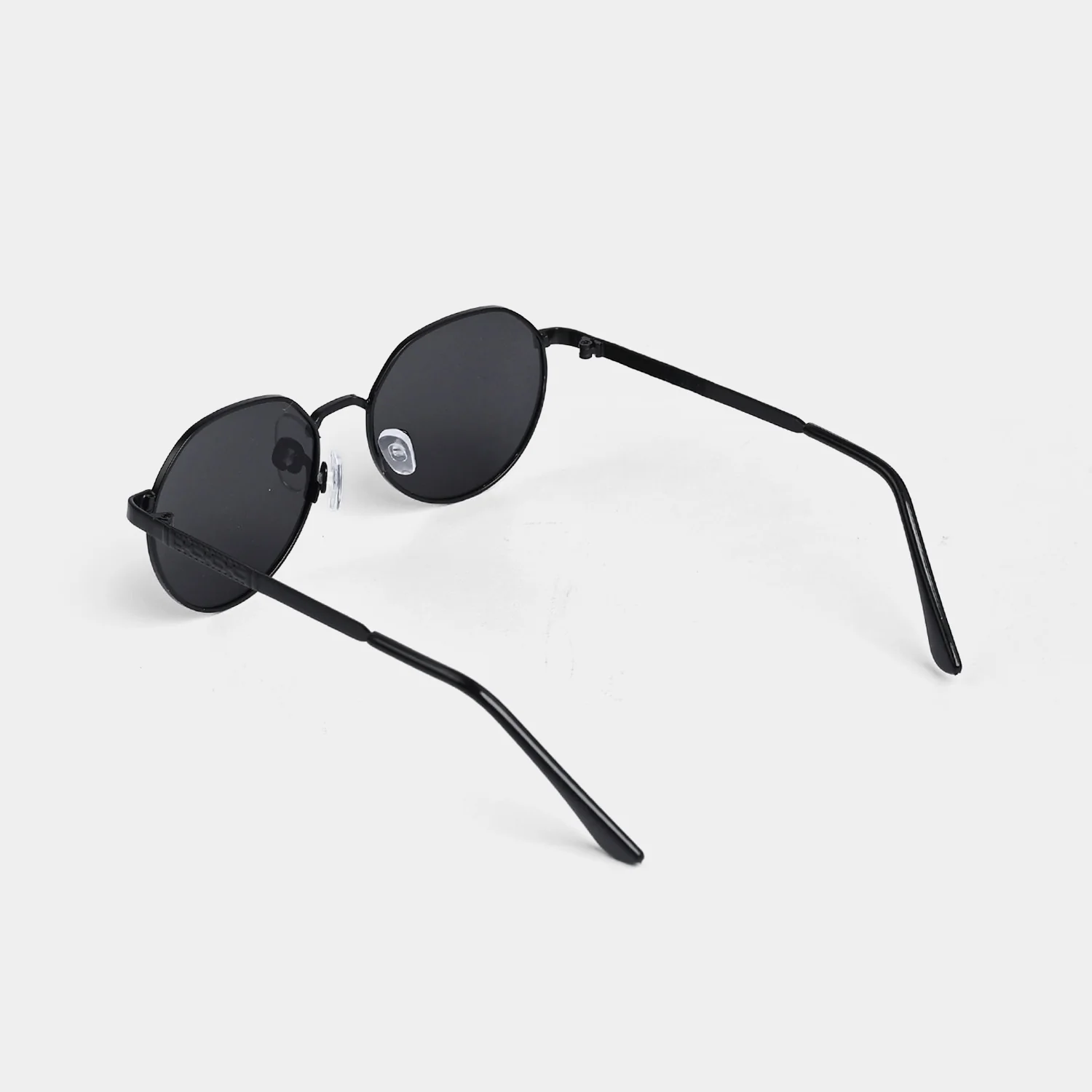 Stylish & Elegant Sunglasses For Kids - Image 3