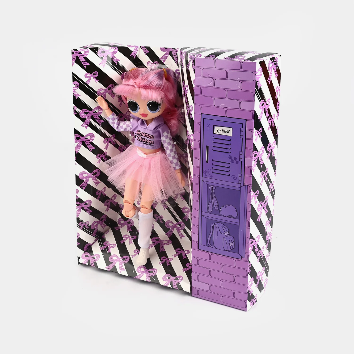 Lovely Surprise Fashion Doll with Accessories - Image 4
